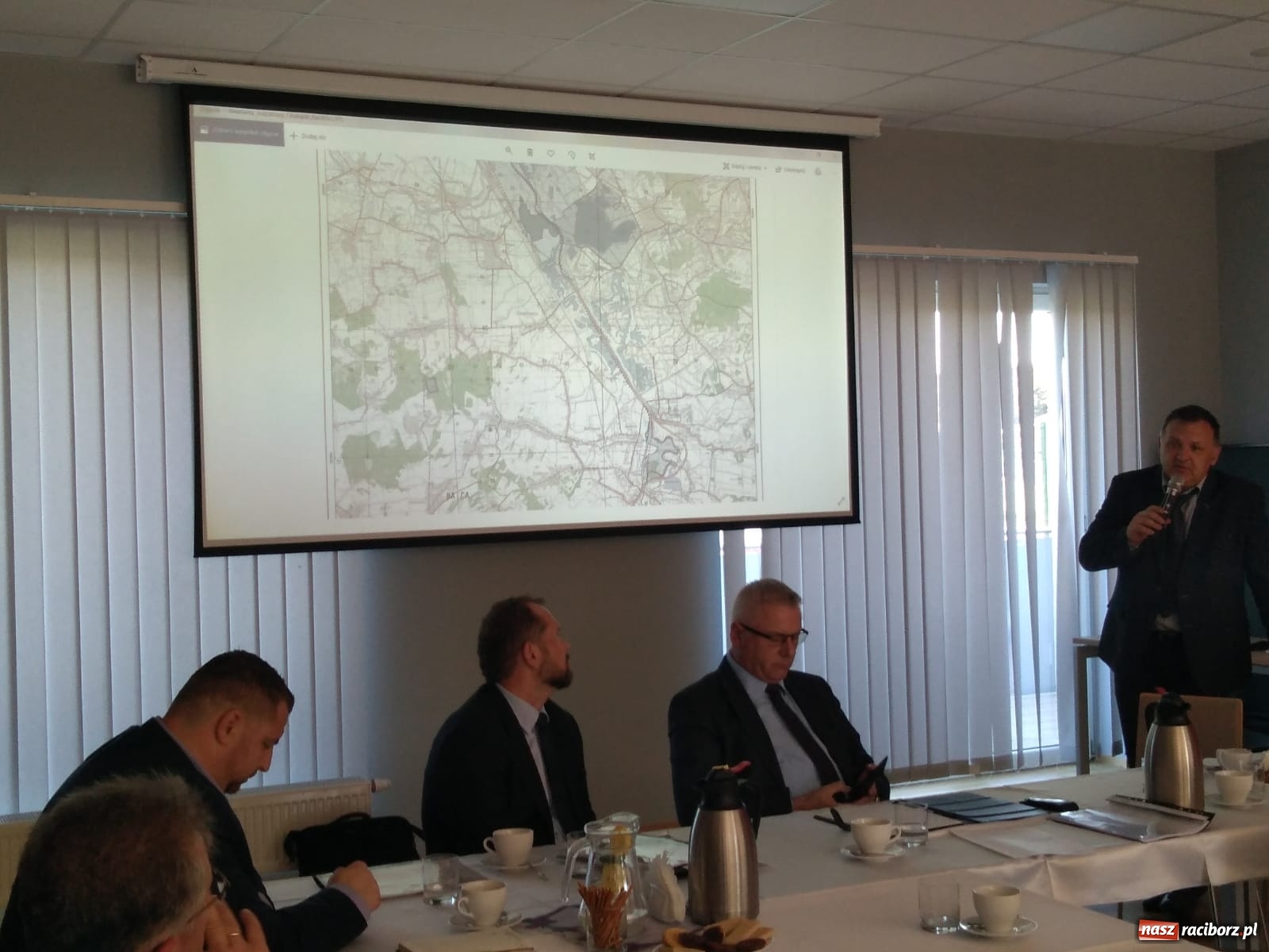 Zdjęcie w galerii na portalu naszraciborz.pl: O kanale Odra-Dunaj-Łaba na konwencie w Nieboczowach wiadomości z regionu