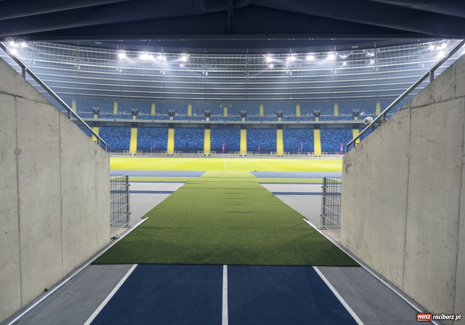 Zdjęcie w galerii na portalu naszraciborz.pl: Stadion Śląski i Sztolnia Królowa Luiza mają wspólny bilet wiadomości z regionu