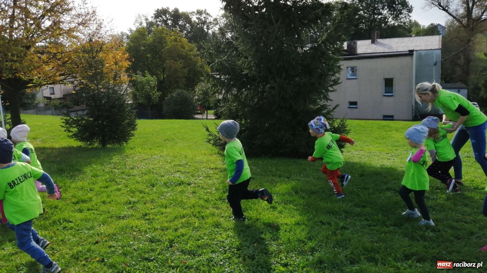 Zdjęcie w galerii na portalu naszraciborz.pl: VI Ogólnopolski Bieg Przedszkolaków Sprintem do Maratonu  wiadomości z regionu