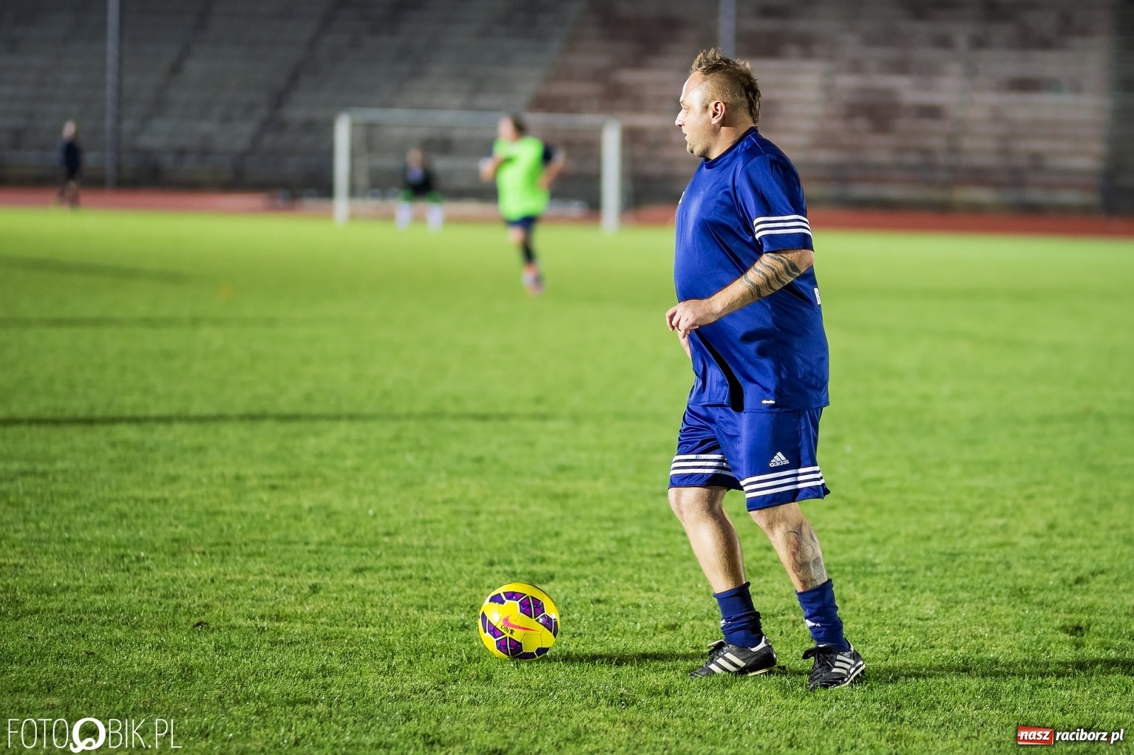 Zdjęcie w galerii na portalu naszraciborz.pl: Oldstars Cup na Zamkowej. Oldboje rywalizowali o puchar dyrektora OSiR [FOTO] wiadomości z regionu