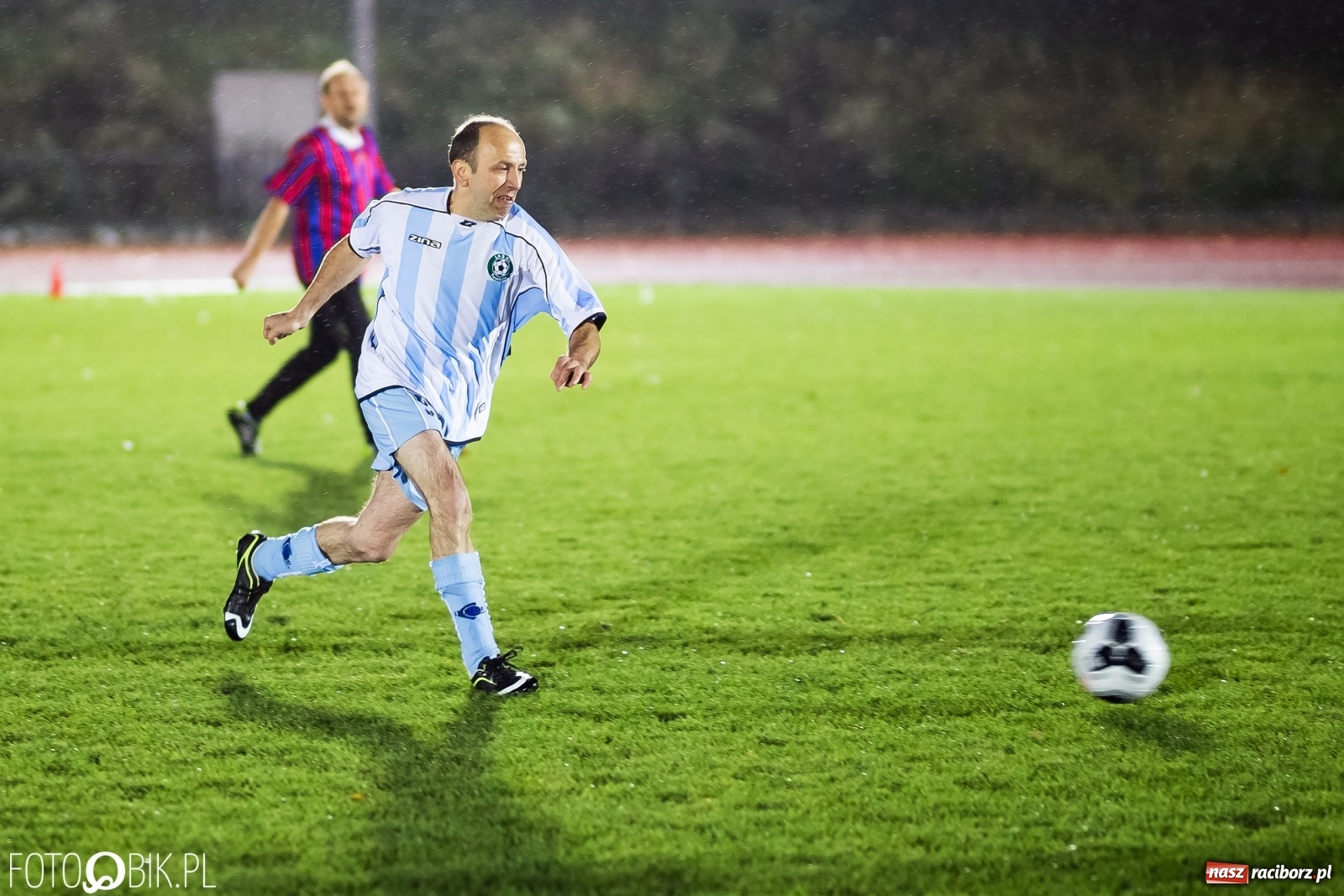Zdjęcie w galerii na portalu naszraciborz.pl: Oldstars Cup na Zamkowej. Oldboje rywalizowali o puchar dyrektora OSiR [FOTO] wiadomości z regionu