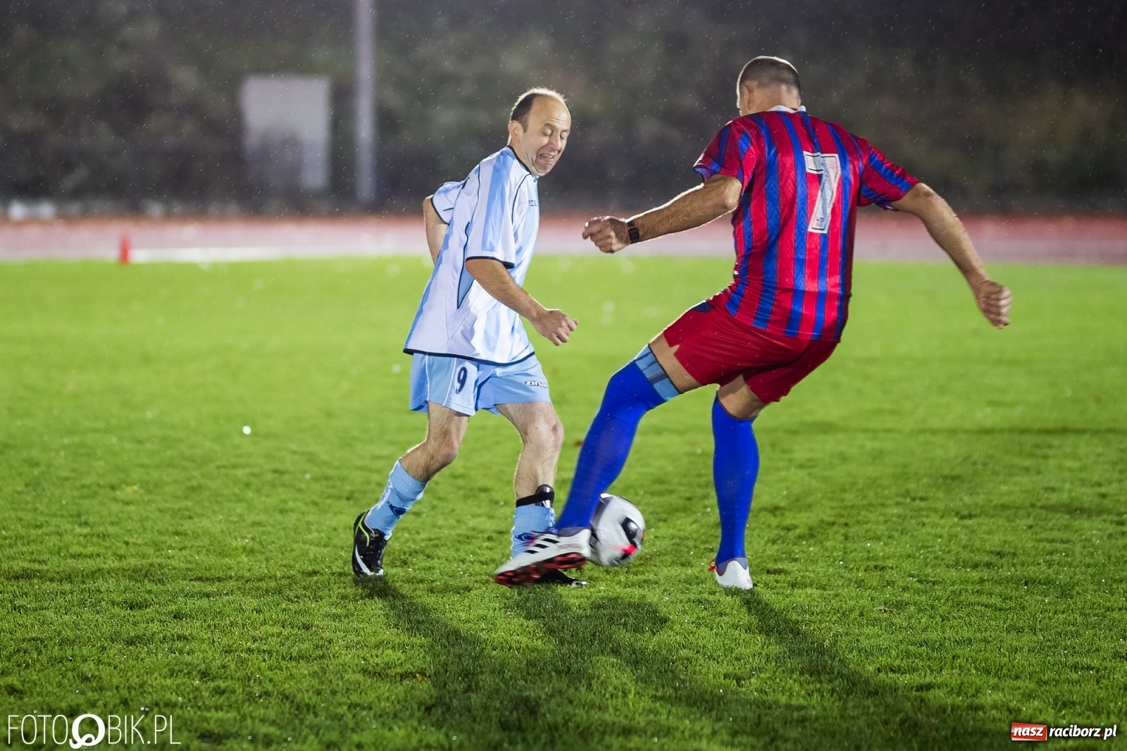 Zdjęcie w galerii na portalu naszraciborz.pl: Oldstars Cup na Zamkowej. Oldboje rywalizowali o puchar dyrektora OSiR [FOTO] wiadomości z regionu