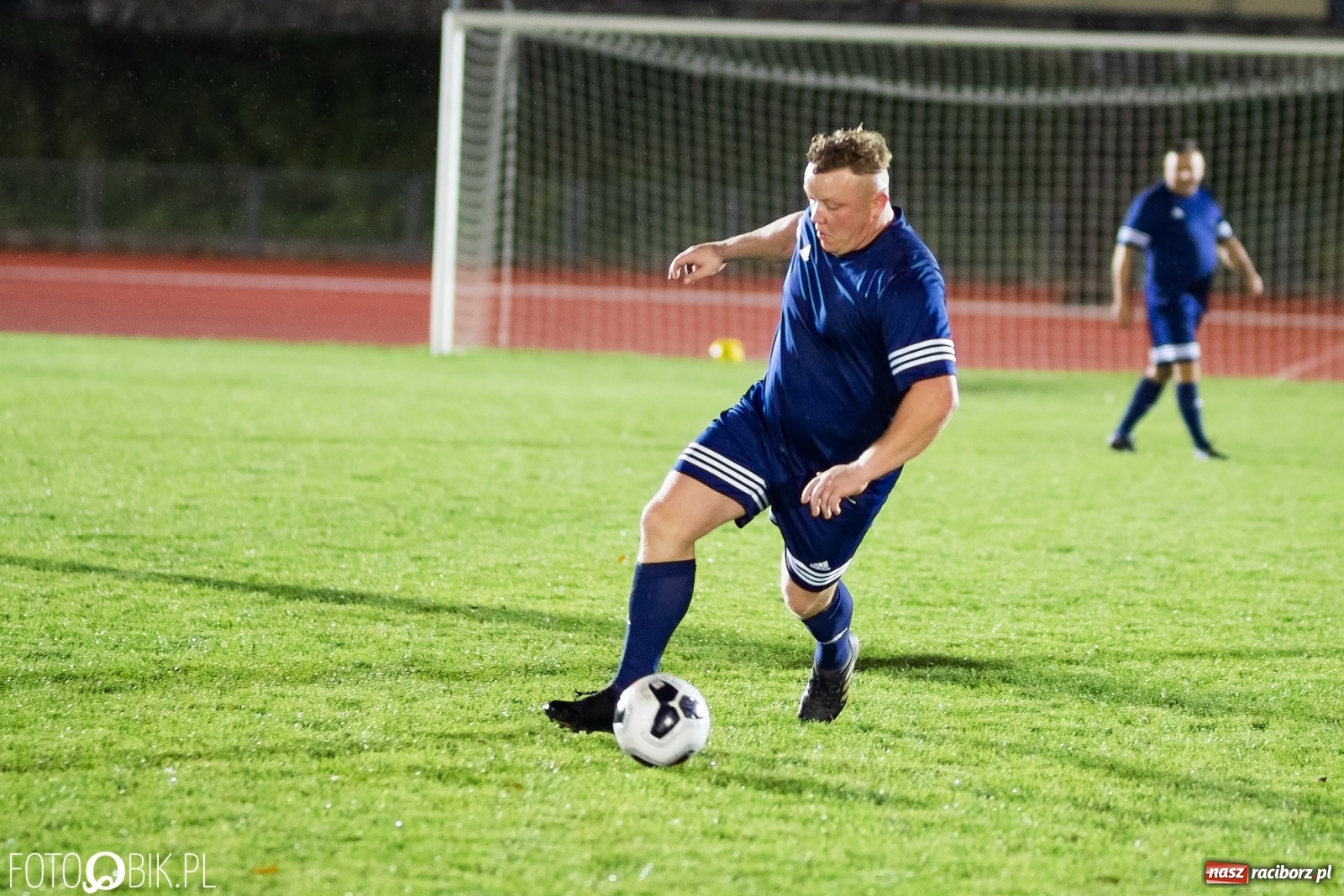 Zdjęcie w galerii na portalu naszraciborz.pl: Oldstars Cup na Zamkowej. Oldboje rywalizowali o puchar dyrektora OSiR [FOTO] wiadomości z regionu