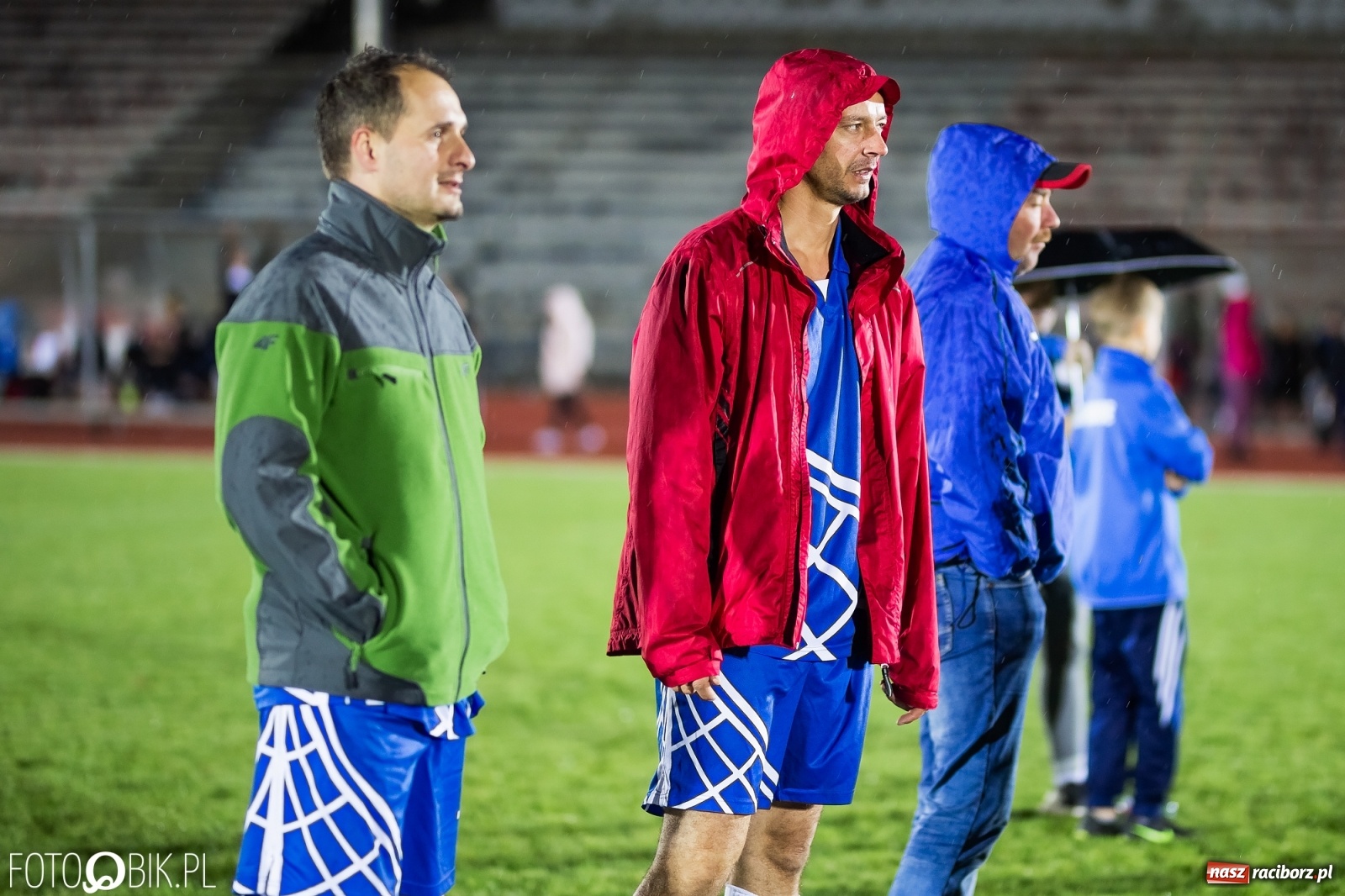 Zdjęcie w galerii na portalu naszraciborz.pl: Oldstars Cup na Zamkowej. Oldboje rywalizowali o puchar dyrektora OSiR [FOTO] wiadomości z regionu