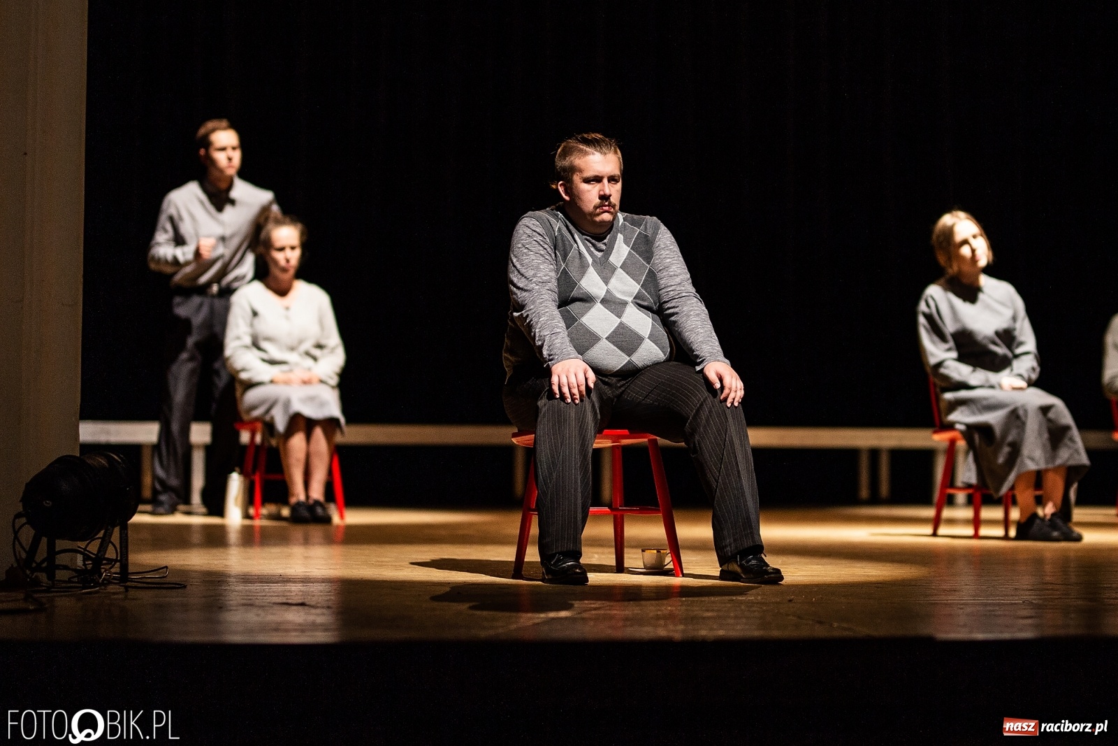 Zdjęcie w galerii na portalu naszraciborz.pl: Spektakl Jo był ukradziony na deskach sceny RCK [FOTO] wiadomości z regionu