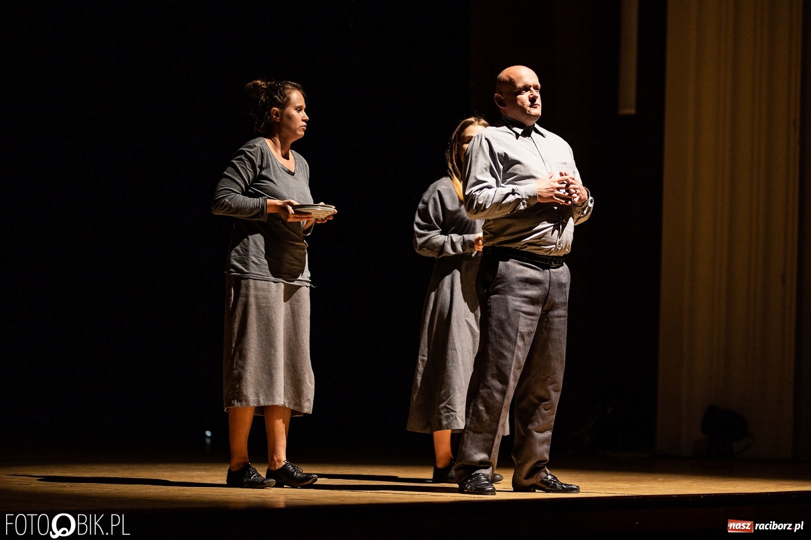 Zdjęcie w galerii na portalu naszraciborz.pl: Spektakl Jo był ukradziony na deskach sceny RCK [FOTO] wiadomości z regionu