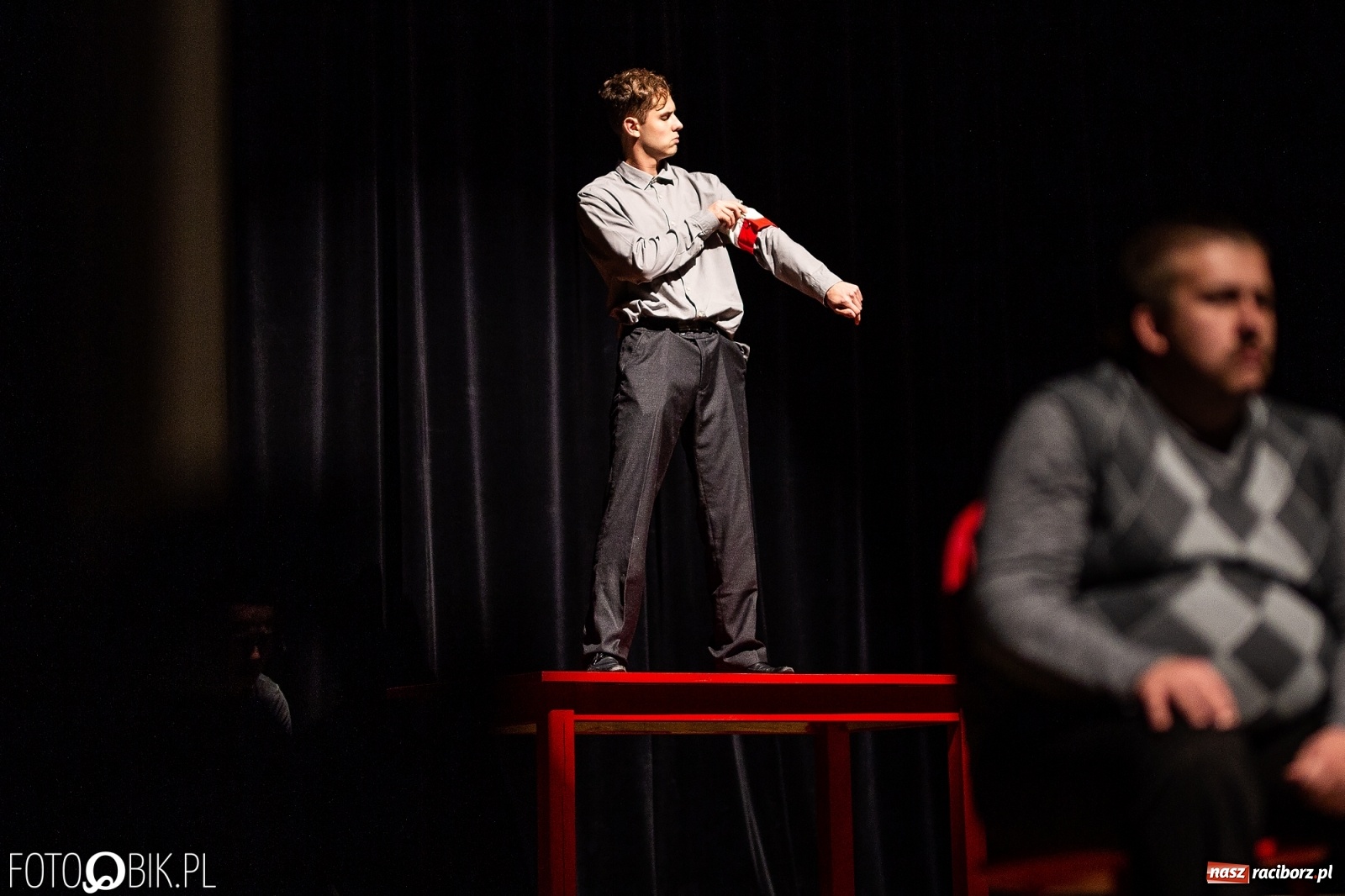 Zdjęcie w galerii na portalu naszraciborz.pl: Spektakl Jo był ukradziony na deskach sceny RCK [FOTO] wiadomości z regionu