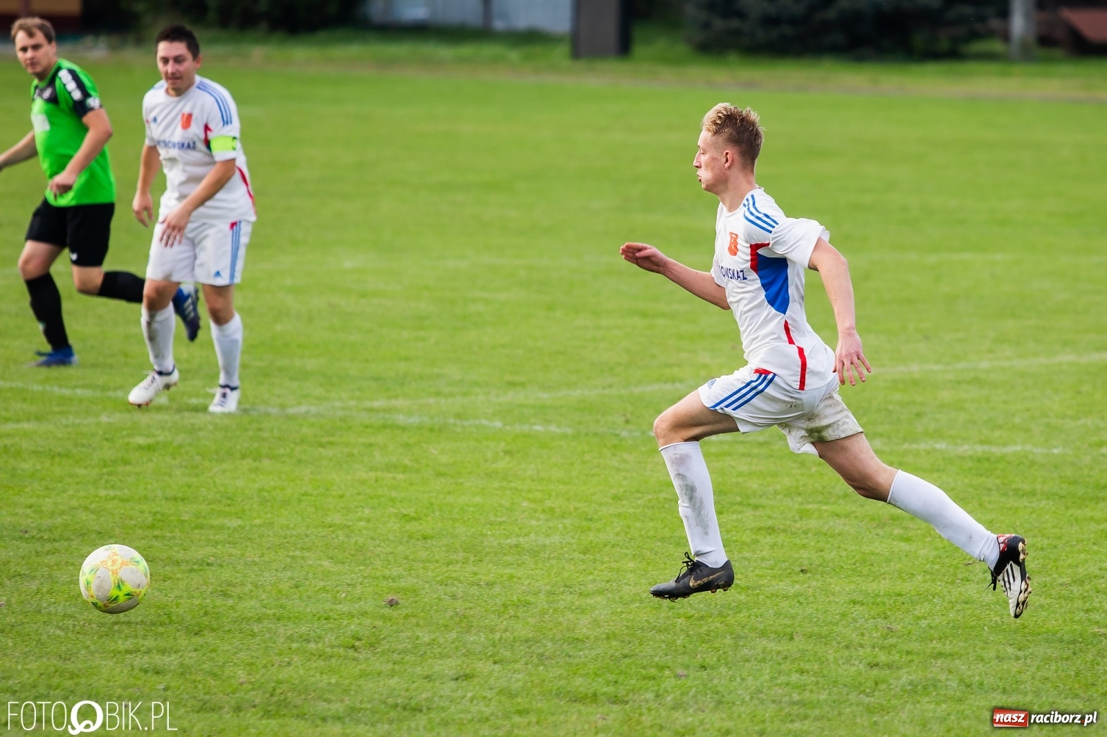 Zdjęcie w galerii na portalu naszraciborz.pl: Remis rezerw Tworkowa i Krzanowic [FOTO] wiadomości z regionu