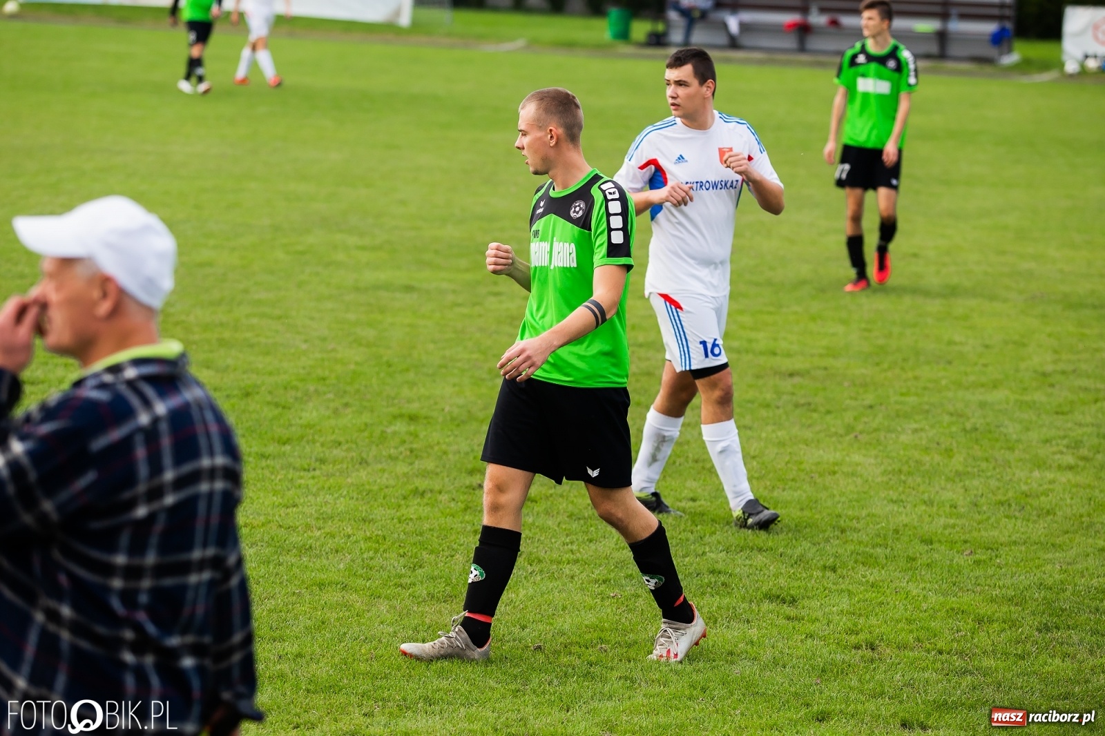 Zdjęcie w galerii na portalu naszraciborz.pl: Remis rezerw Tworkowa i Krzanowic [FOTO] wiadomości z regionu