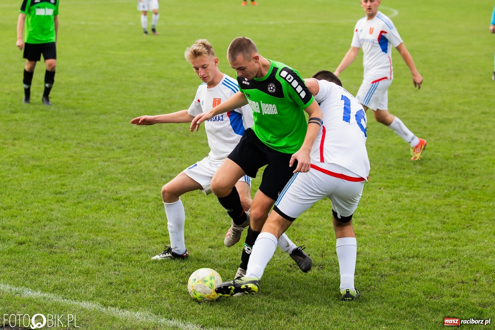 Zdjęcie w galerii na portalu naszraciborz.pl: Remis rezerw Tworkowa i Krzanowic [FOTO] wiadomości z regionu