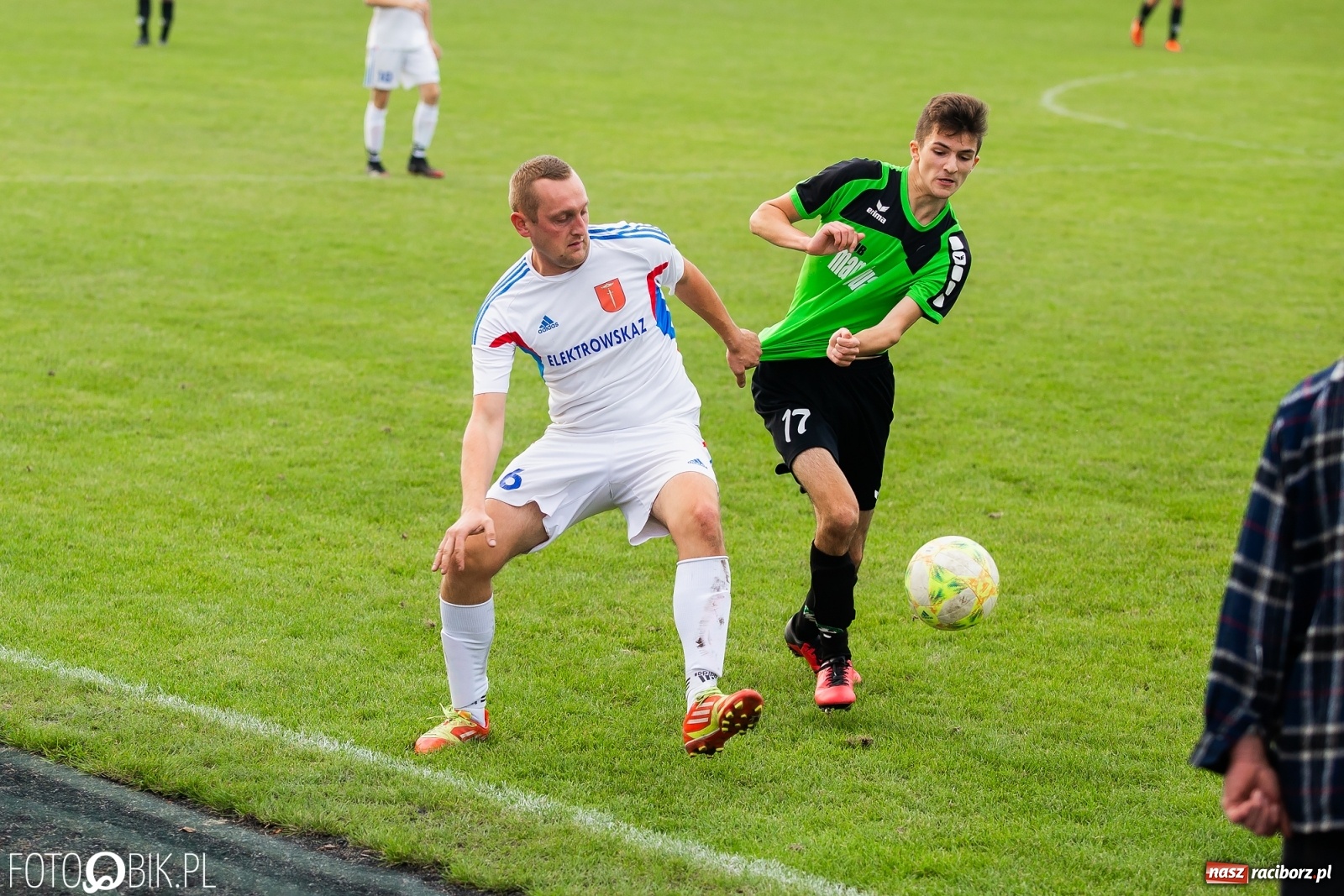 Zdjęcie w galerii na portalu naszraciborz.pl: Remis rezerw Tworkowa i Krzanowic [FOTO] wiadomości z regionu
