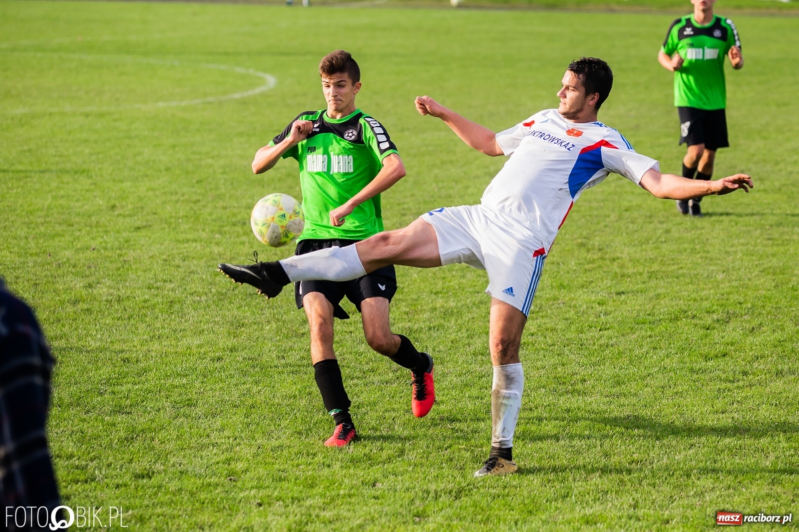Zdjęcie w galerii na portalu naszraciborz.pl: Remis rezerw Tworkowa i Krzanowic [FOTO] wiadomości z regionu
