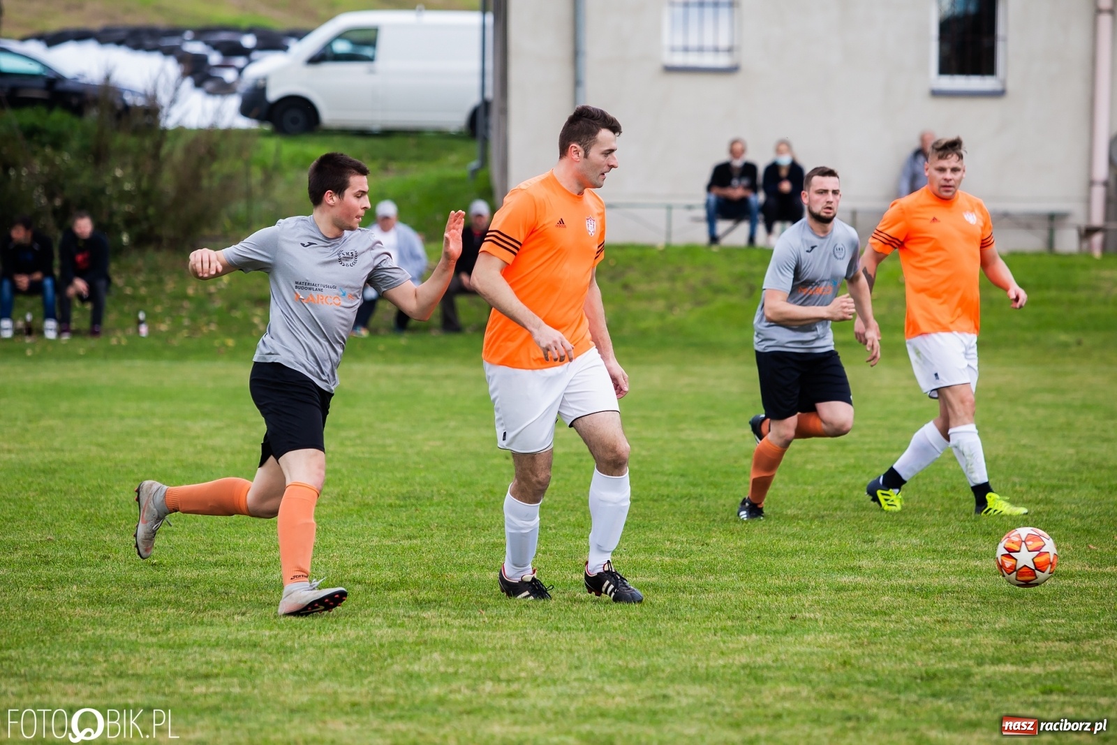Zdjęcie w galerii na portalu naszraciborz.pl: Pierwsze punkty Bojanowa. Rezerwy Owsiszcz na dnie! [FOTO] wiadomości z regionu