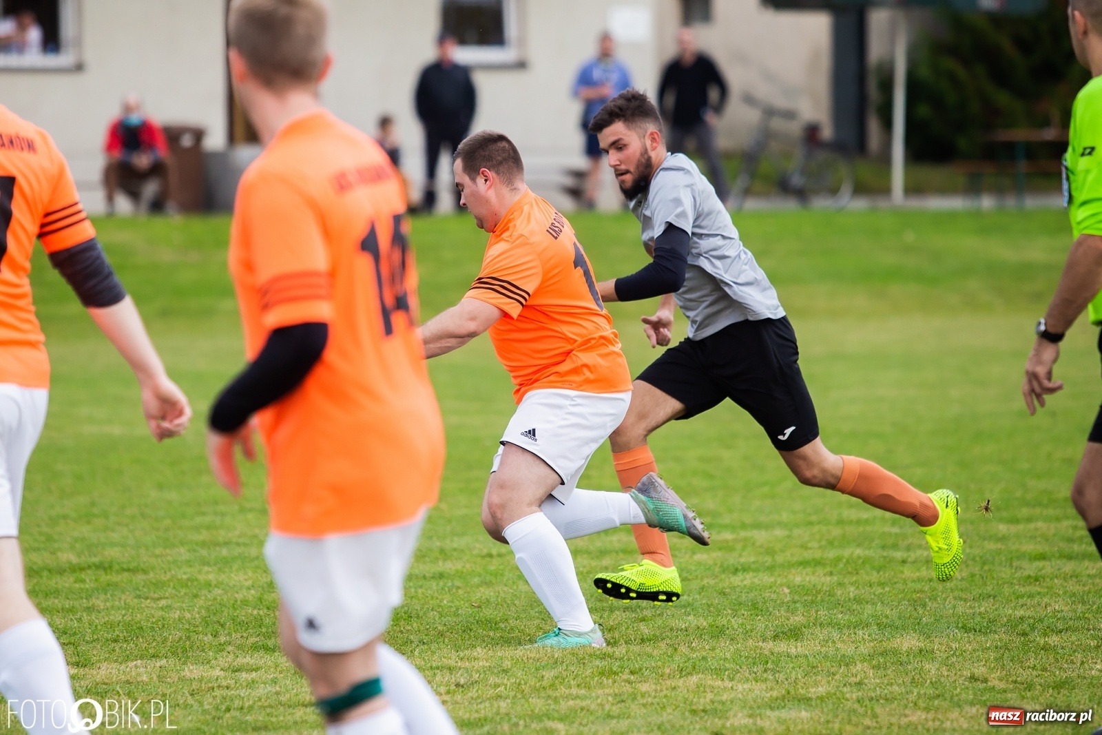 Zdjęcie w galerii na portalu naszraciborz.pl: Pierwsze punkty Bojanowa. Rezerwy Owsiszcz na dnie! [FOTO] wiadomości z regionu