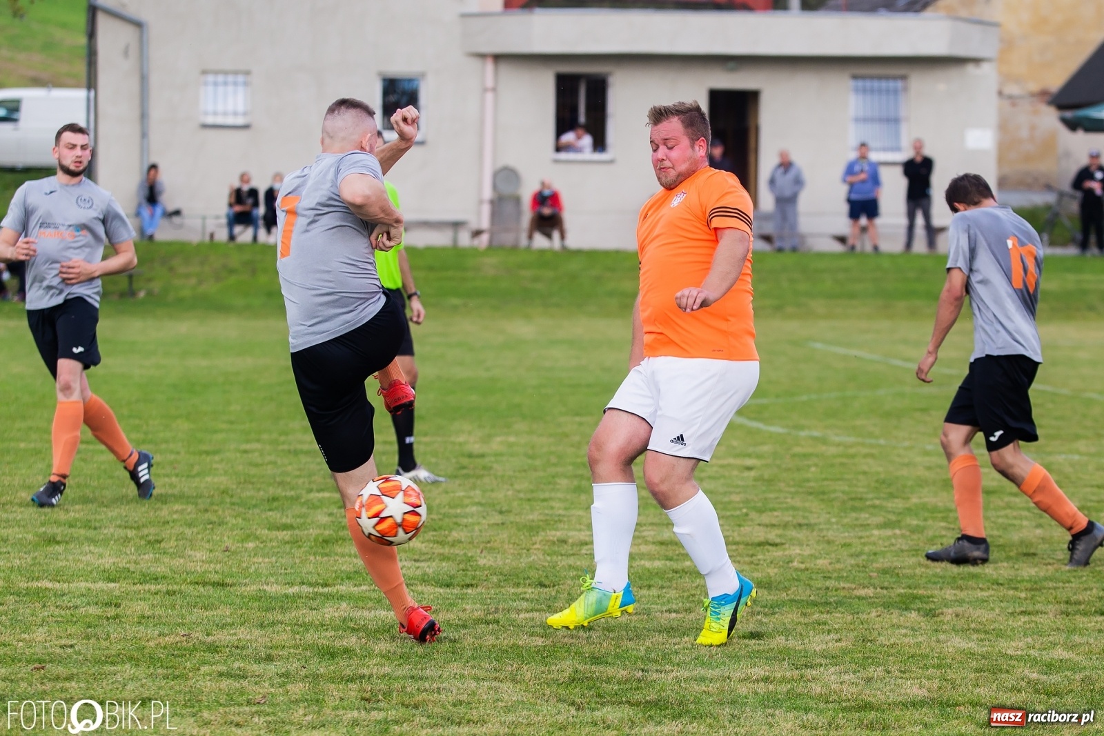 Zdjęcie w galerii na portalu naszraciborz.pl: Pierwsze punkty Bojanowa. Rezerwy Owsiszcz na dnie! [FOTO] wiadomości z regionu