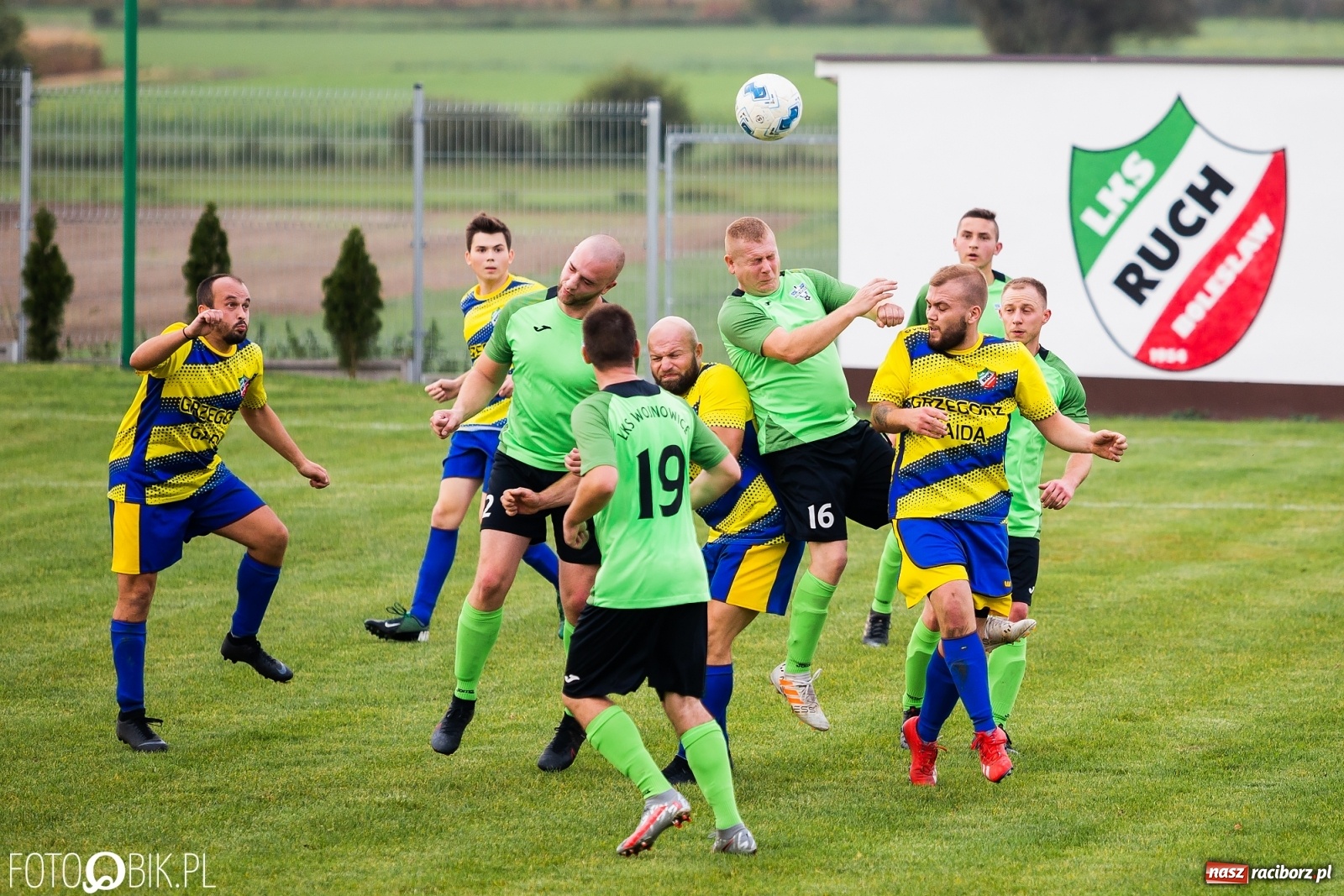 Zdjęcie w galerii na portalu naszraciborz.pl: Szok i niedowierzanie w Bolesławiu. Ruch pokonał Wojnowice! [FOTO] wiadomości z regionu