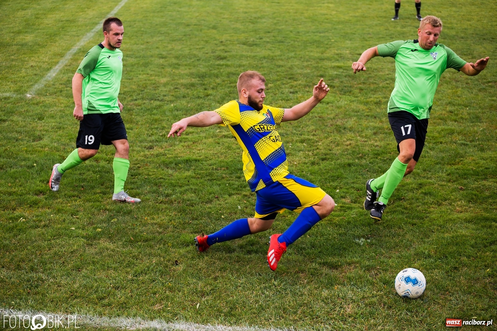 Zdjęcie w galerii na portalu naszraciborz.pl: Szok i niedowierzanie w Bolesławiu. Ruch pokonał Wojnowice! [FOTO] wiadomości z regionu