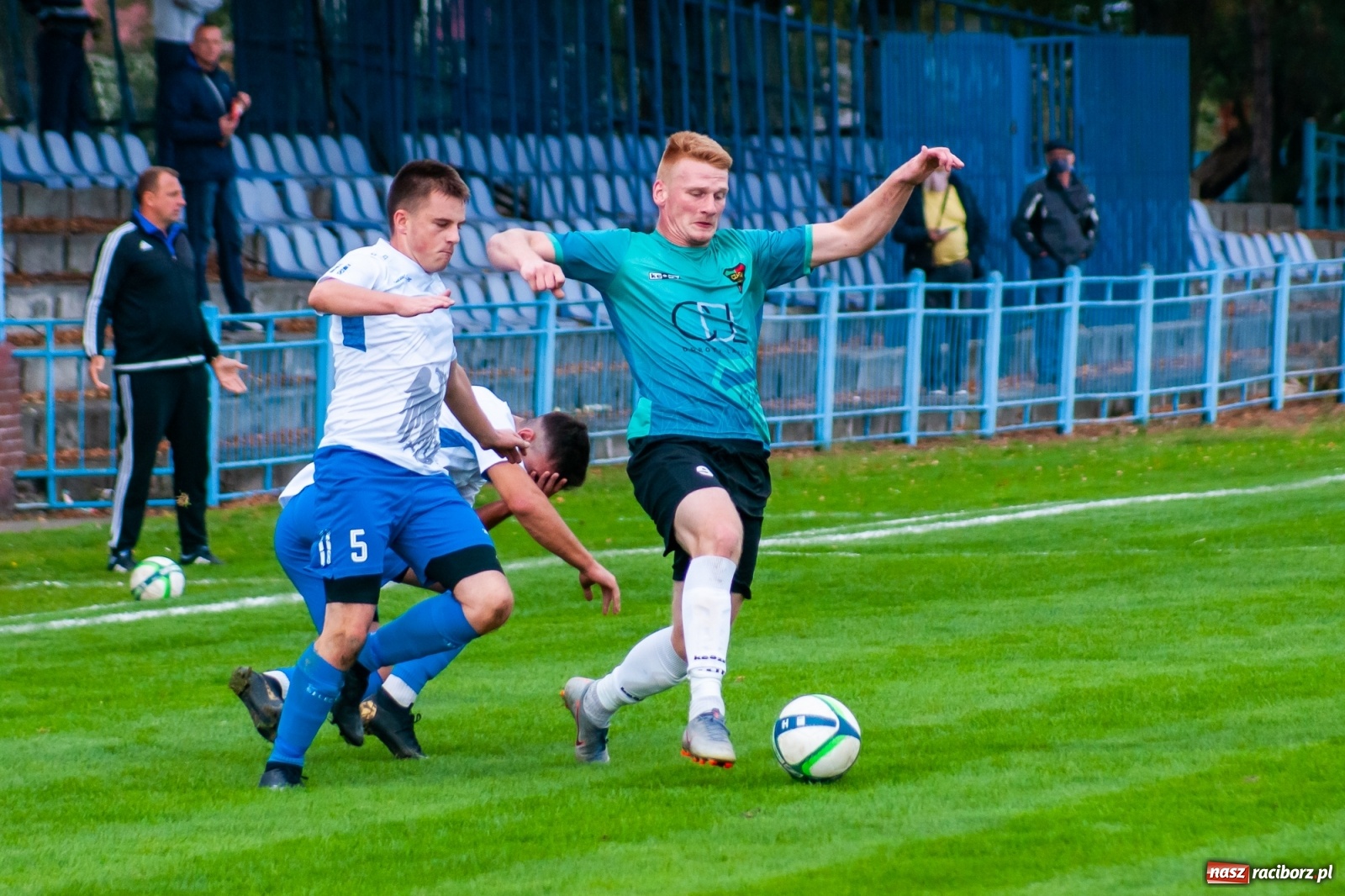 Zdjęcie w galerii na portalu naszraciborz.pl: Gdy idzie jak po grudzie, zaufajcie Dudzie. Remis Unii z Gorzycami [FOTO] wiadomości z regionu