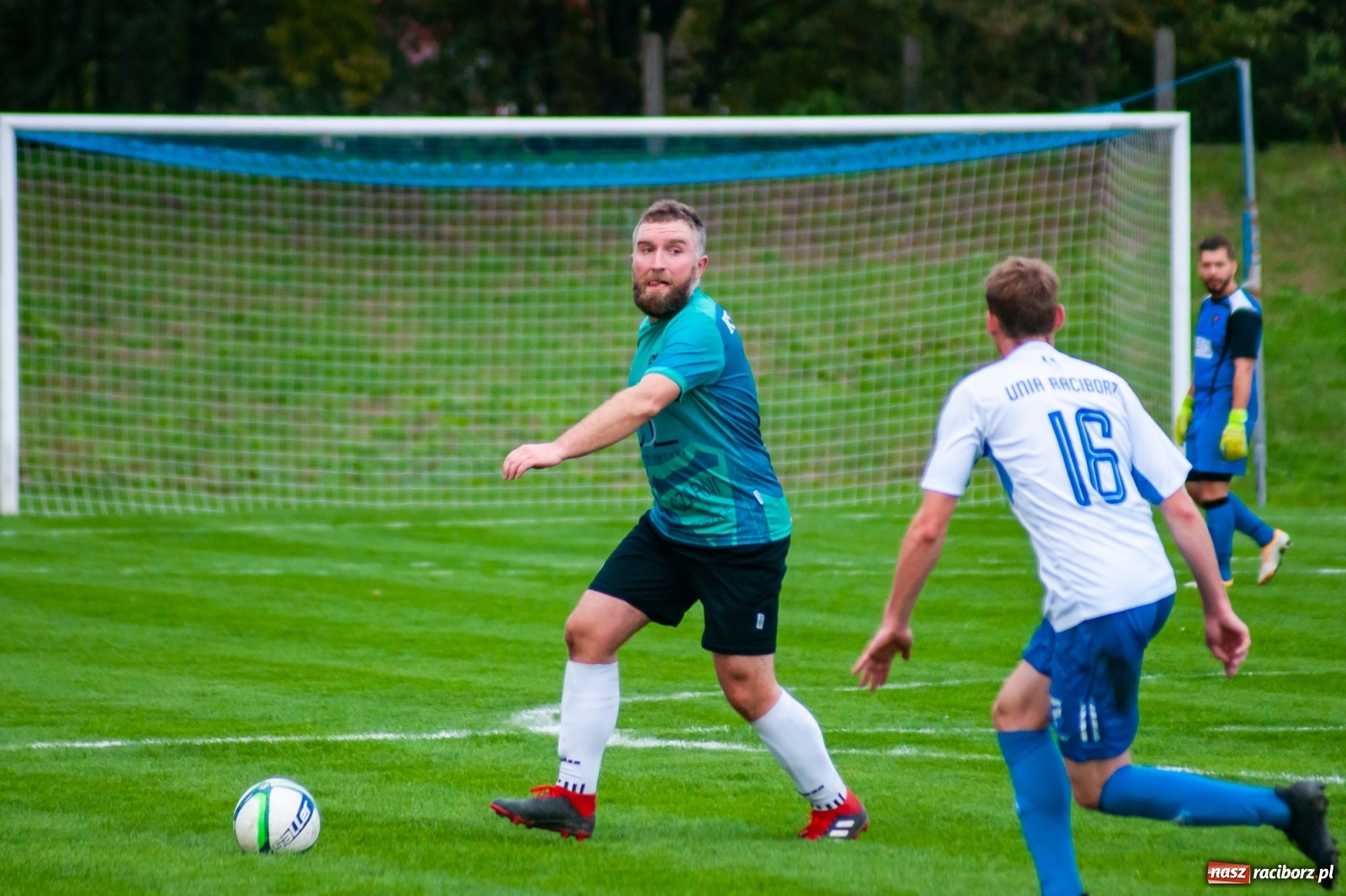Zdjęcie w galerii na portalu naszraciborz.pl: Gdy idzie jak po grudzie, zaufajcie Dudzie. Remis Unii z Gorzycami [FOTO] wiadomości z regionu
