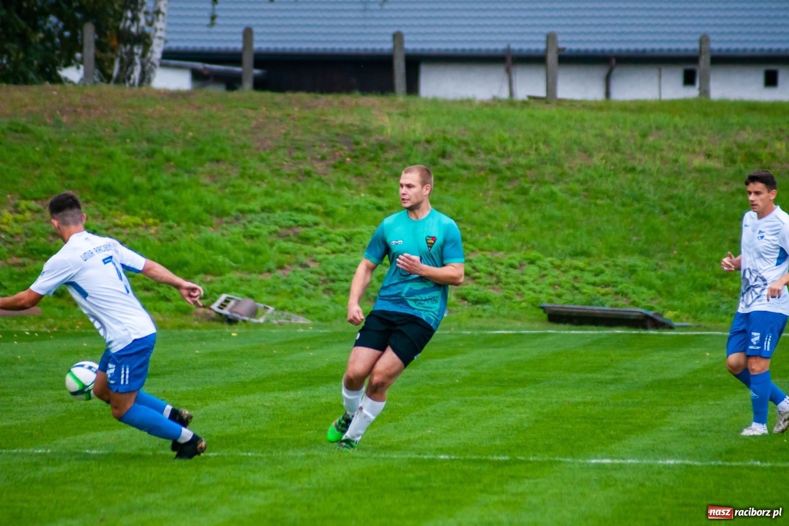 Zdjęcie w galerii na portalu naszraciborz.pl: Gdy idzie jak po grudzie, zaufajcie Dudzie. Remis Unii z Gorzycami [FOTO] wiadomości z regionu