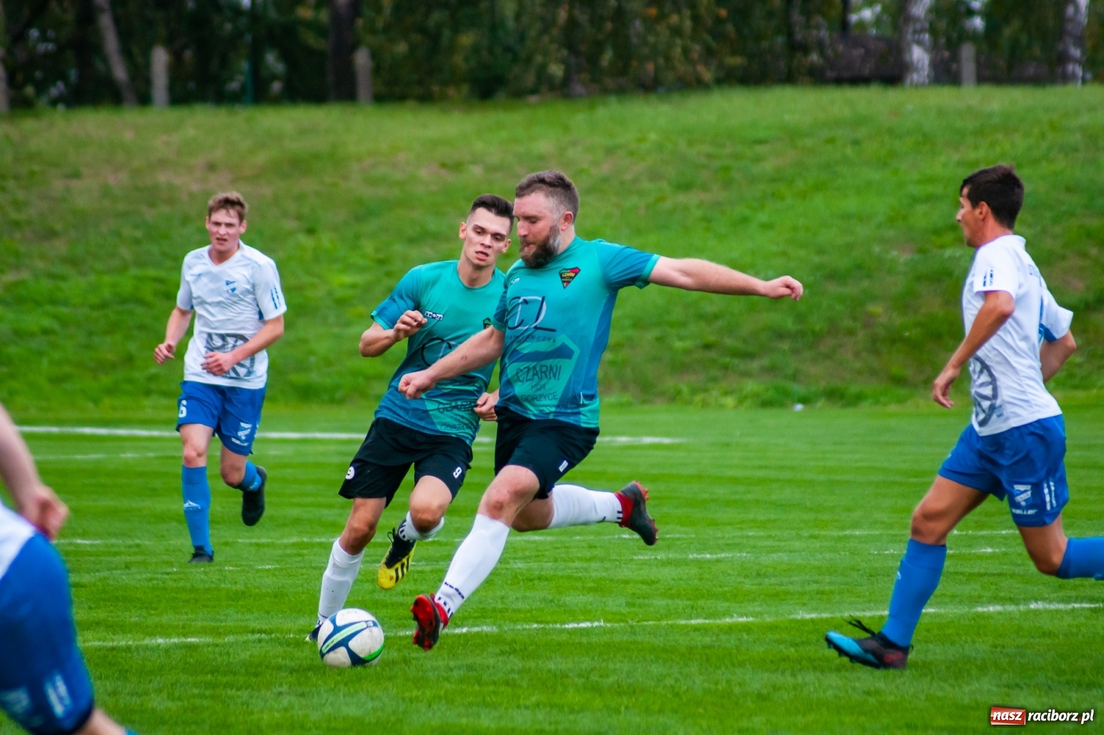 Zdjęcie w galerii na portalu naszraciborz.pl: Gdy idzie jak po grudzie, zaufajcie Dudzie. Remis Unii z Gorzycami [FOTO] wiadomości z regionu