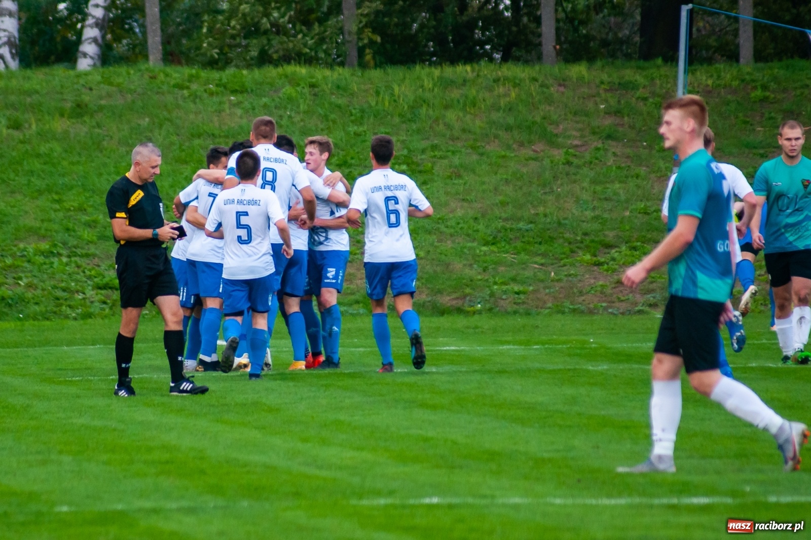 Zdjęcie w galerii na portalu naszraciborz.pl: Gdy idzie jak po grudzie, zaufajcie Dudzie. Remis Unii z Gorzycami [FOTO] wiadomości z regionu