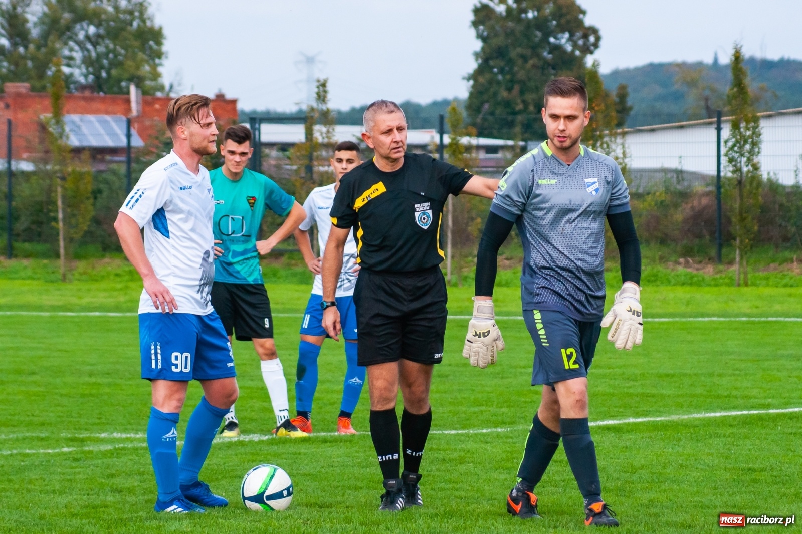 Zdjęcie w galerii na portalu naszraciborz.pl: Gdy idzie jak po grudzie, zaufajcie Dudzie. Remis Unii z Gorzycami [FOTO] wiadomości z regionu