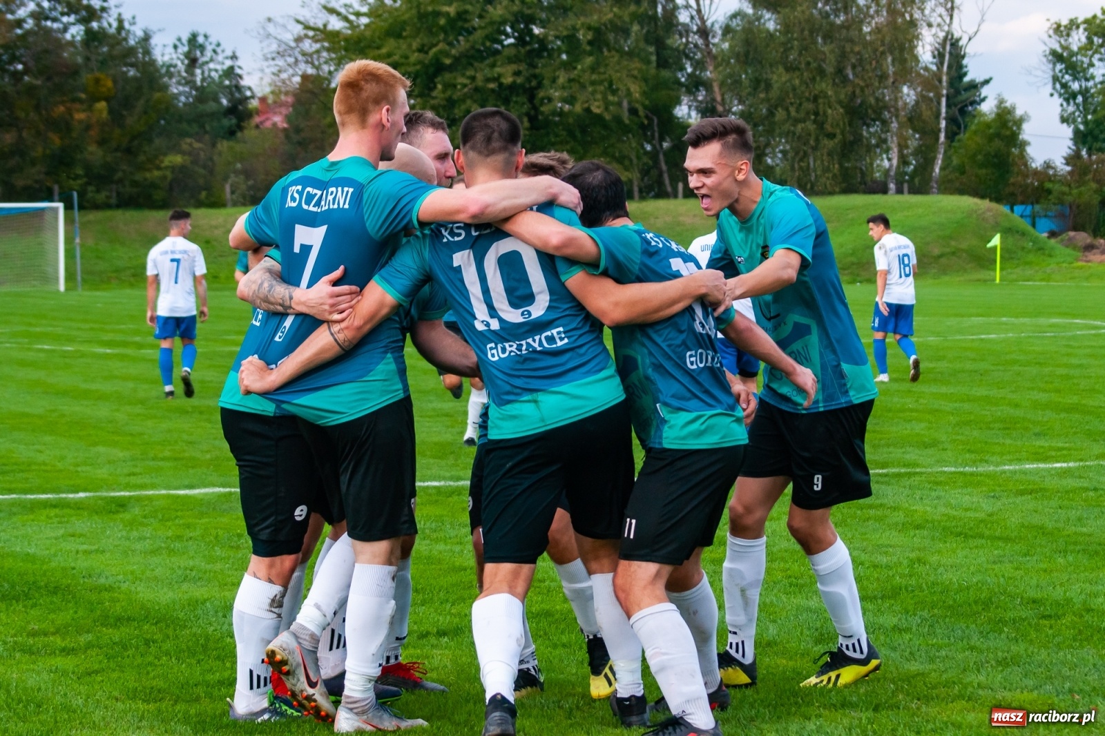 Zdjęcie w galerii na portalu naszraciborz.pl: Gdy idzie jak po grudzie, zaufajcie Dudzie. Remis Unii z Gorzycami [FOTO] wiadomości z regionu