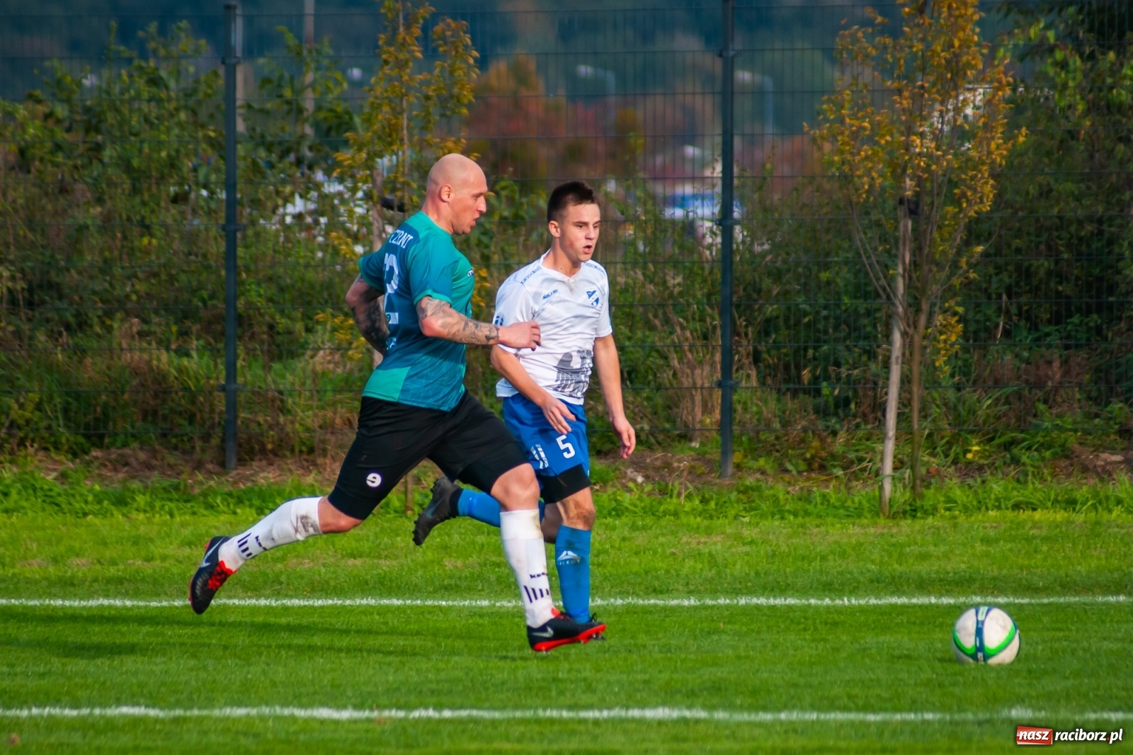 Zdjęcie w galerii na portalu naszraciborz.pl: Gdy idzie jak po grudzie, zaufajcie Dudzie. Remis Unii z Gorzycami [FOTO] wiadomości z regionu