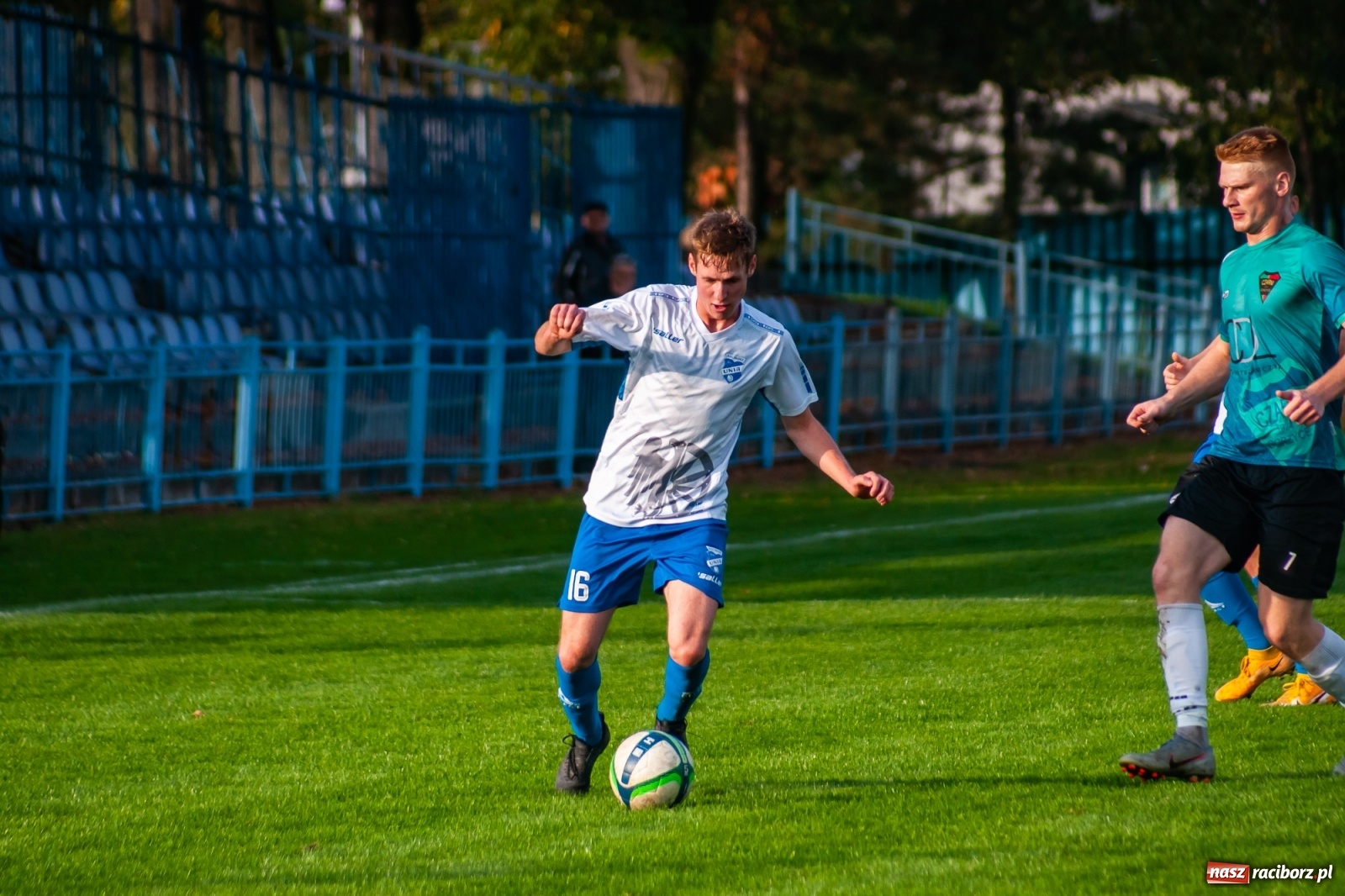Zdjęcie w galerii na portalu naszraciborz.pl: Gdy idzie jak po grudzie, zaufajcie Dudzie. Remis Unii z Gorzycami [FOTO] wiadomości z regionu