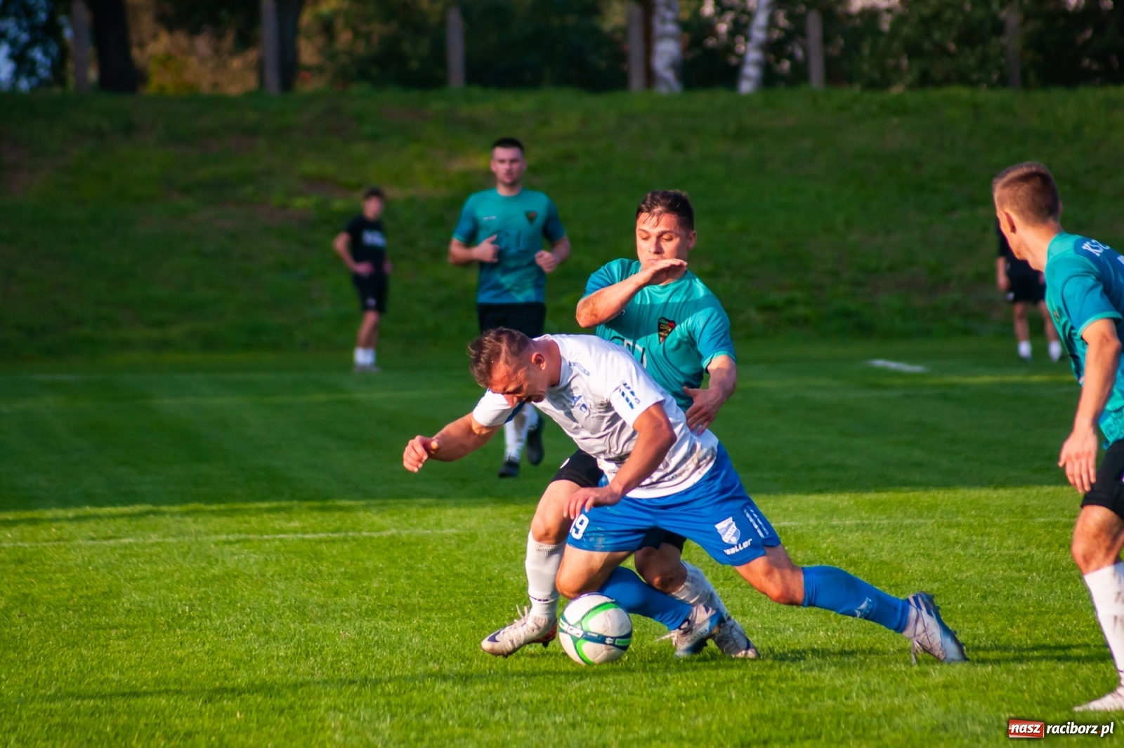 Zdjęcie w galerii na portalu naszraciborz.pl: Gdy idzie jak po grudzie, zaufajcie Dudzie. Remis Unii z Gorzycami [FOTO] wiadomości z regionu