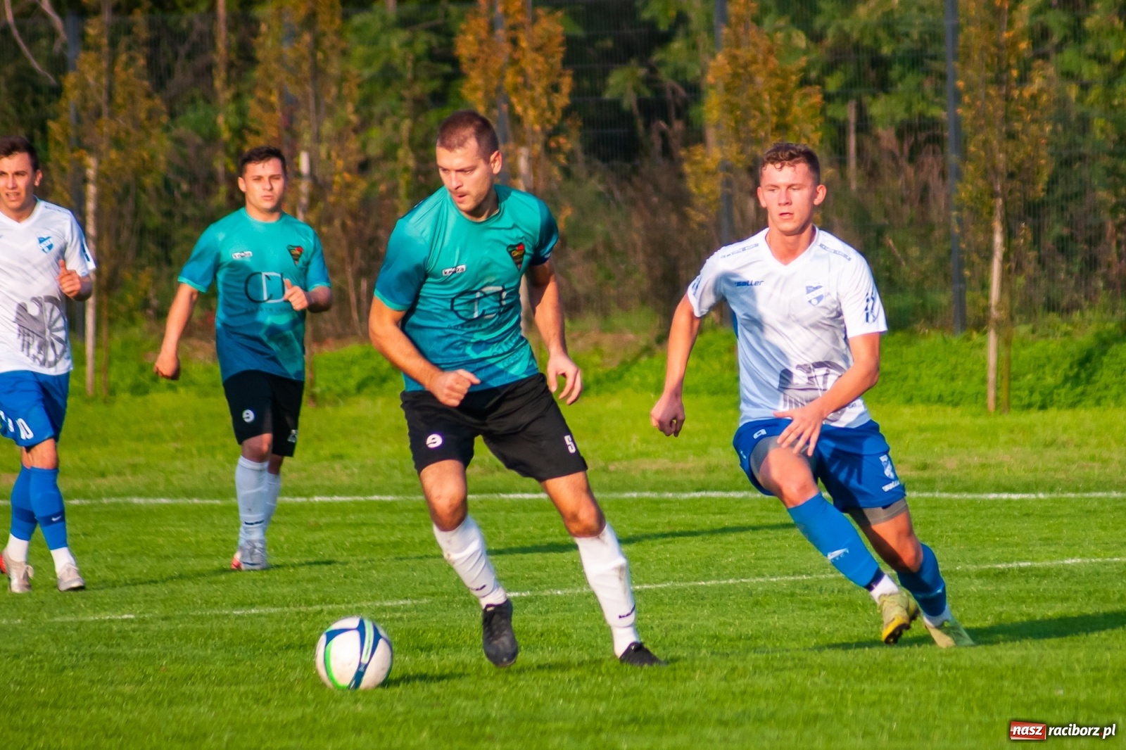 Zdjęcie w galerii na portalu naszraciborz.pl: Gdy idzie jak po grudzie, zaufajcie Dudzie. Remis Unii z Gorzycami [FOTO] wiadomości z regionu