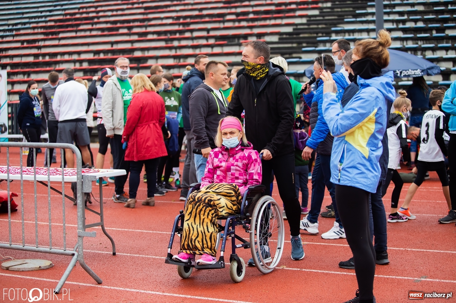 Zdjęcie w galerii na portalu naszraciborz.pl: Jesienny Bieg dla Bożeny [FOTORELACJA] wiadomości z regionu