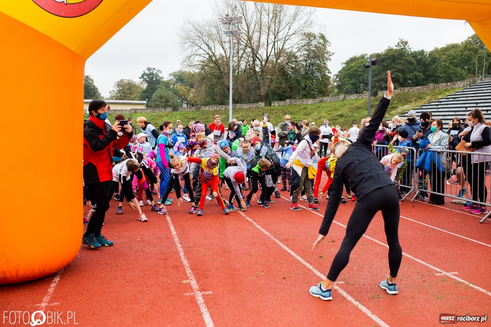 Zdjęcie w galerii na portalu naszraciborz.pl: Jesienny Bieg dla Bożeny [FOTORELACJA] wiadomości z regionu