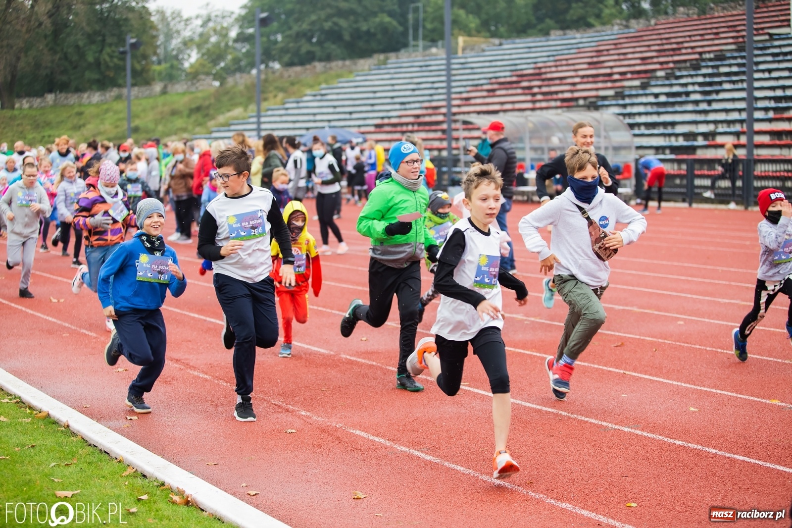 Zdjęcie w galerii na portalu naszraciborz.pl: Jesienny Bieg dla Bożeny [FOTORELACJA] wiadomości z regionu