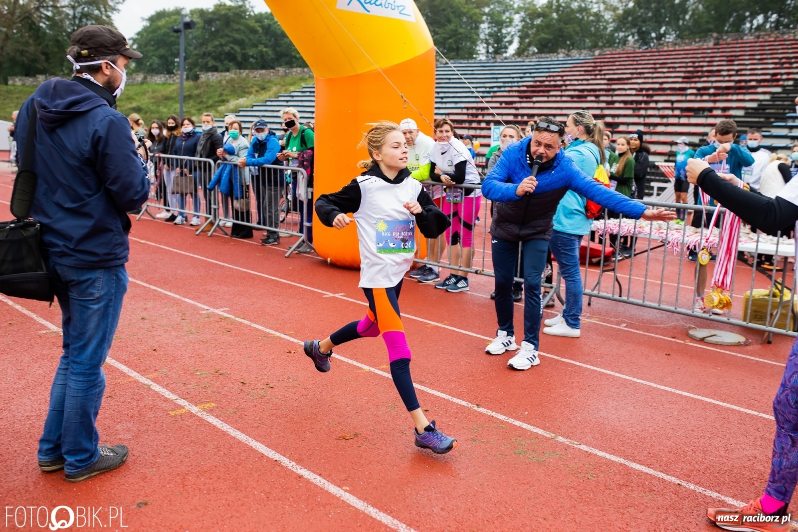 Zdjęcie w galerii na portalu naszraciborz.pl: Jesienny Bieg dla Bożeny [FOTORELACJA] wiadomości z regionu