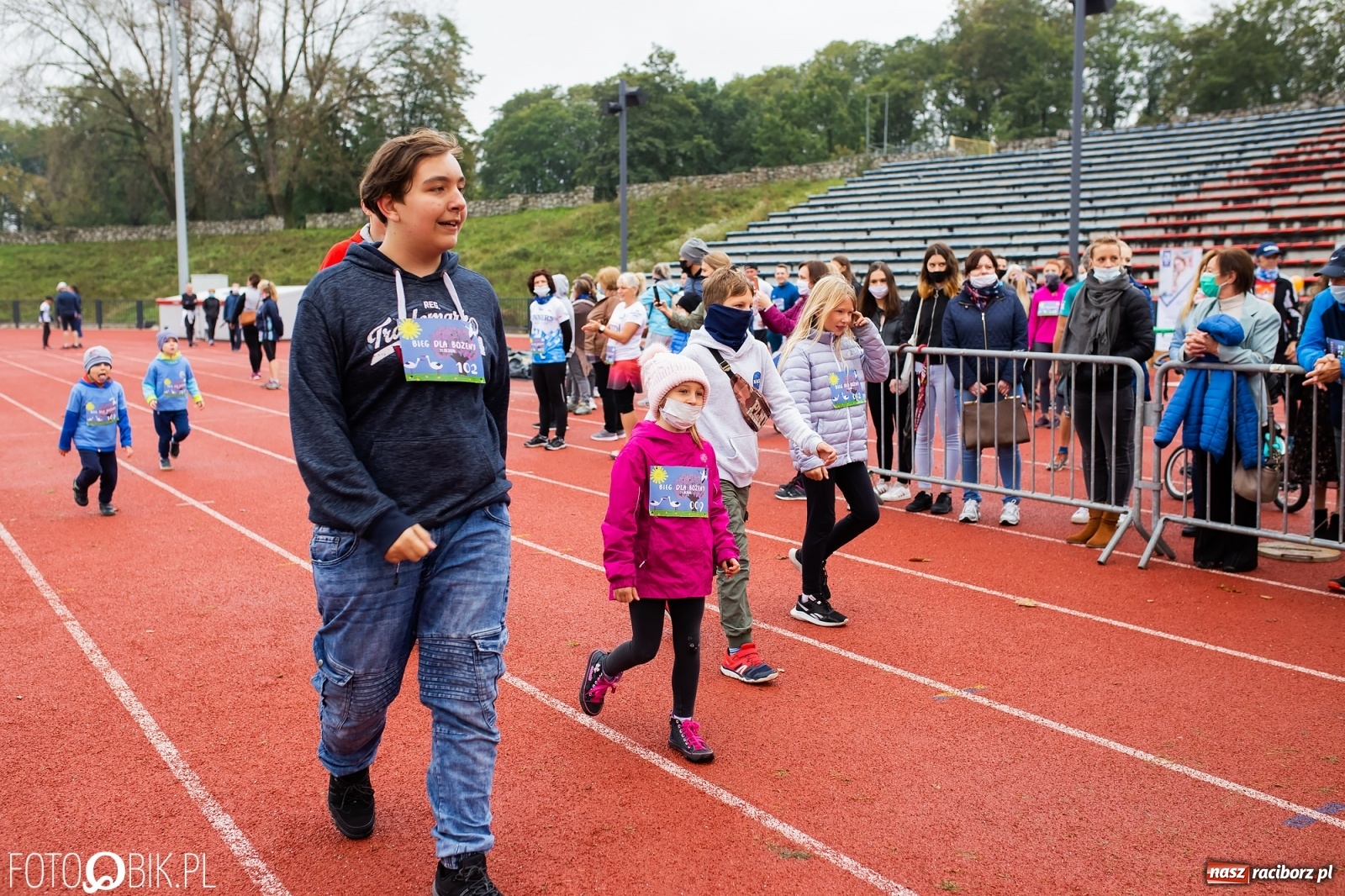 Zdjęcie w galerii na portalu naszraciborz.pl: Jesienny Bieg dla Bożeny [FOTORELACJA] wiadomości z regionu