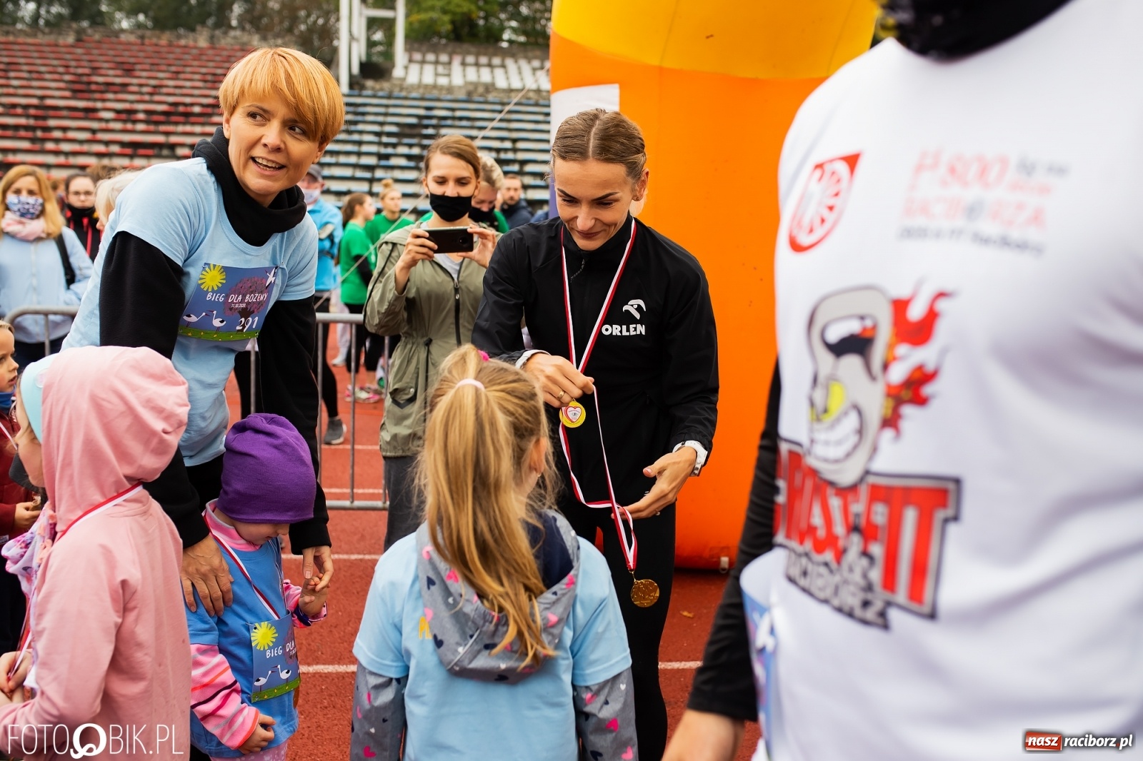 Zdjęcie w galerii na portalu naszraciborz.pl: Jesienny Bieg dla Bożeny [FOTORELACJA] wiadomości z regionu