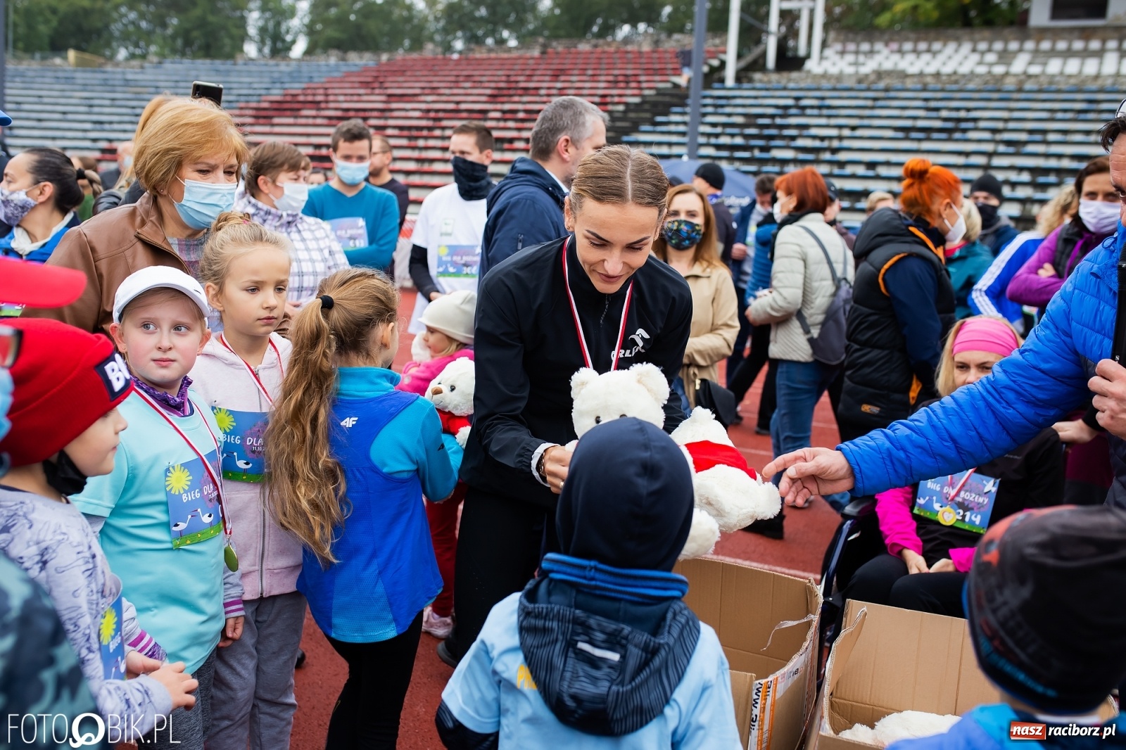 Zdjęcie w galerii na portalu naszraciborz.pl: Jesienny Bieg dla Bożeny [FOTORELACJA] wiadomości z regionu