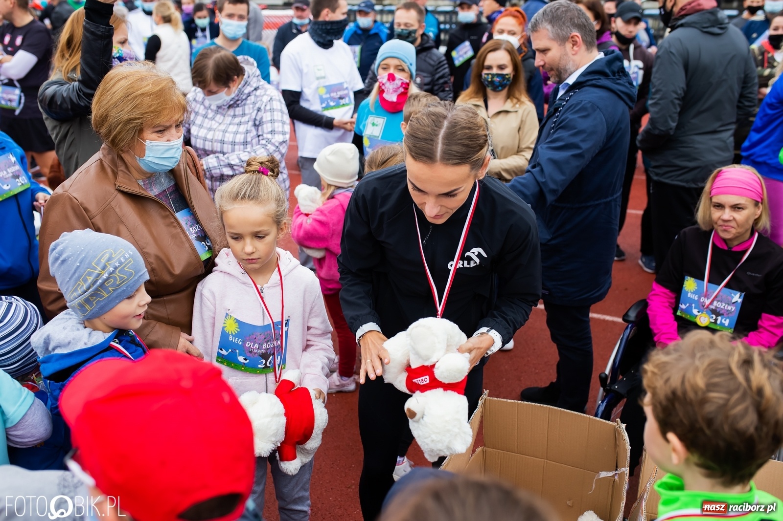 Zdjęcie w galerii na portalu naszraciborz.pl: Jesienny Bieg dla Bożeny [FOTORELACJA] wiadomości z regionu
