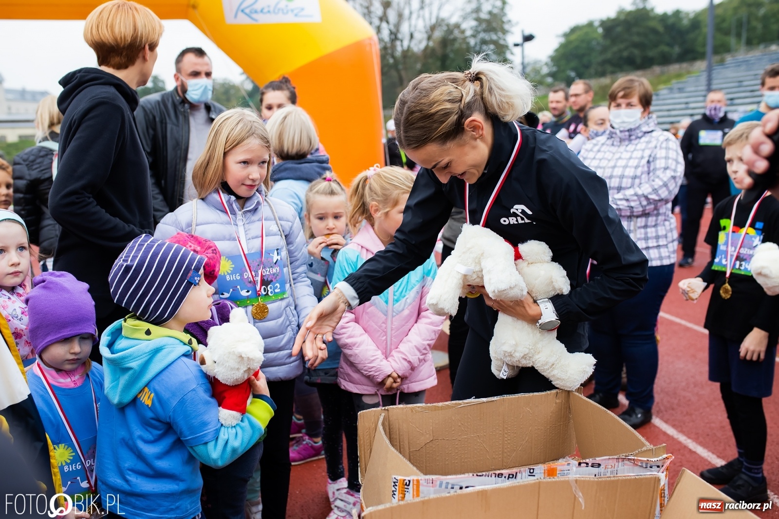 Zdjęcie w galerii na portalu naszraciborz.pl: Jesienny Bieg dla Bożeny [FOTORELACJA] wiadomości z regionu