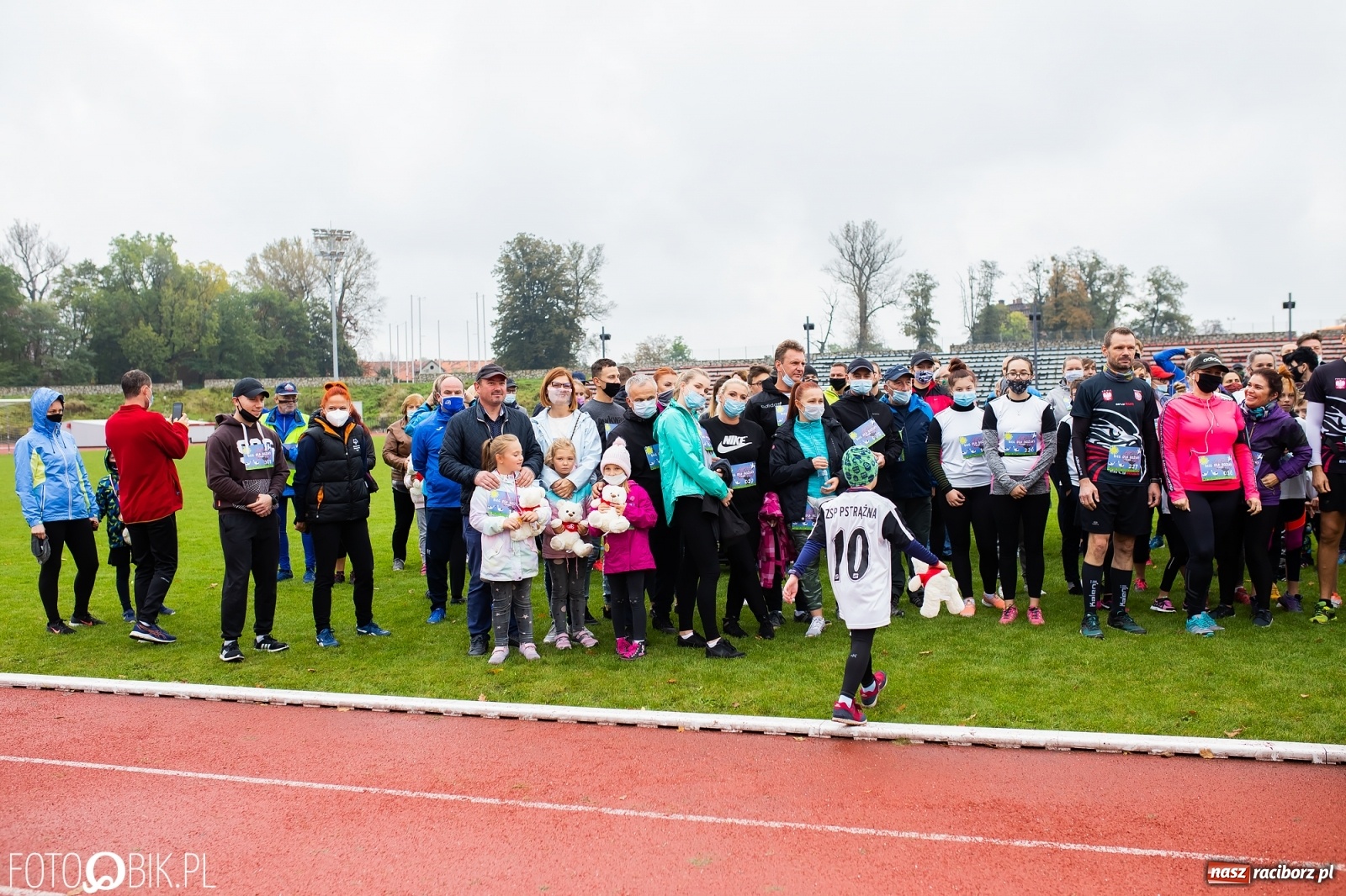 Zdjęcie w galerii na portalu naszraciborz.pl: Jesienny Bieg dla Bożeny [FOTORELACJA] wiadomości z regionu