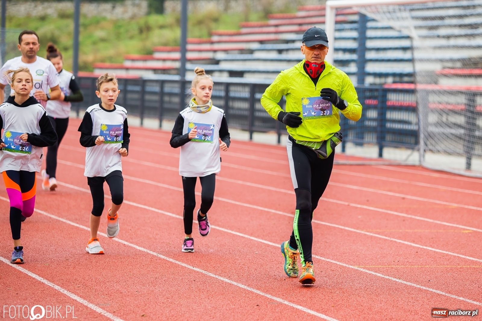 Zdjęcie w galerii na portalu naszraciborz.pl: Jesienny Bieg dla Bożeny [FOTORELACJA] wiadomości z regionu