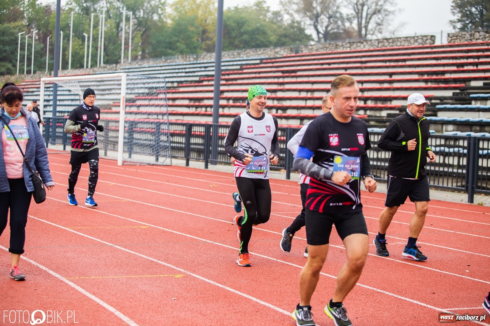 Zdjęcie w galerii na portalu naszraciborz.pl: Jesienny Bieg dla Bożeny [FOTORELACJA] wiadomości z regionu