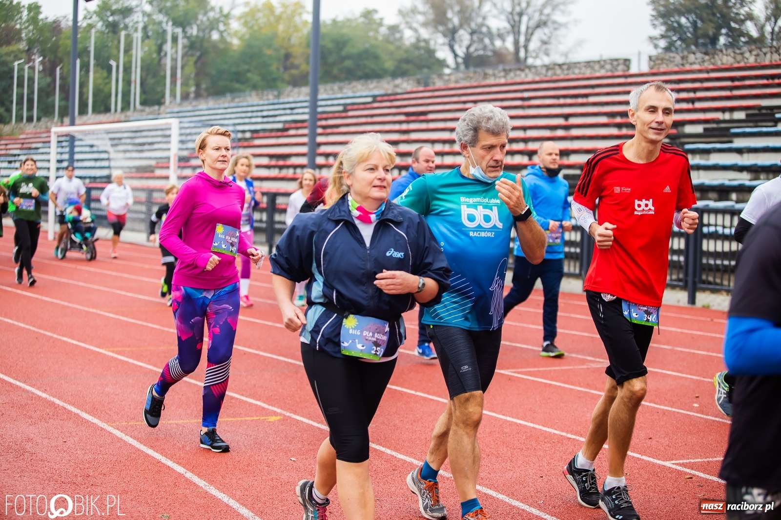 Zdjęcie w galerii na portalu naszraciborz.pl: Jesienny Bieg dla Bożeny [FOTORELACJA] wiadomości z regionu