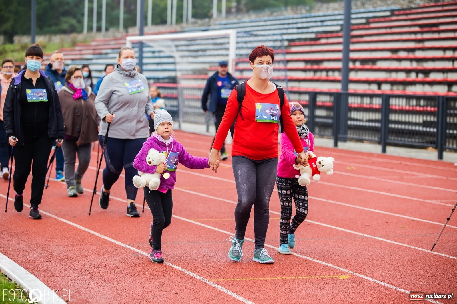 Zdjęcie w galerii na portalu naszraciborz.pl: Jesienny Bieg dla Bożeny [FOTORELACJA] wiadomości z regionu