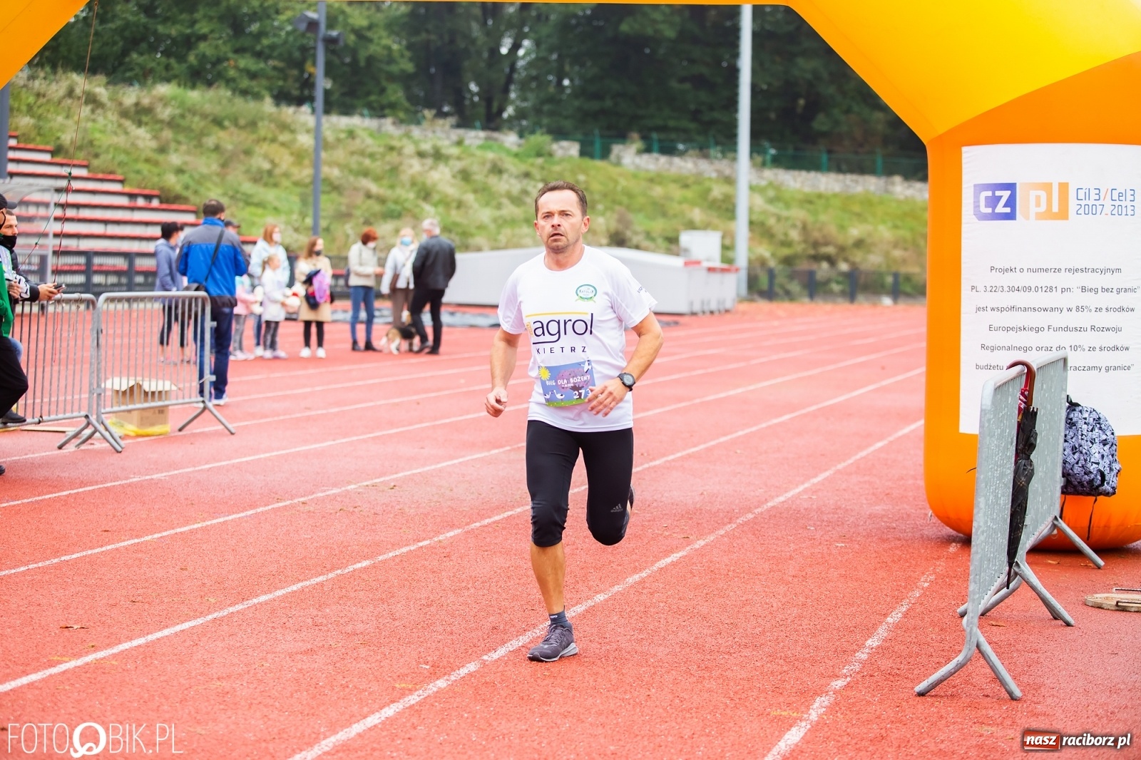 Zdjęcie w galerii na portalu naszraciborz.pl: Jesienny Bieg dla Bożeny [FOTORELACJA] wiadomości z regionu