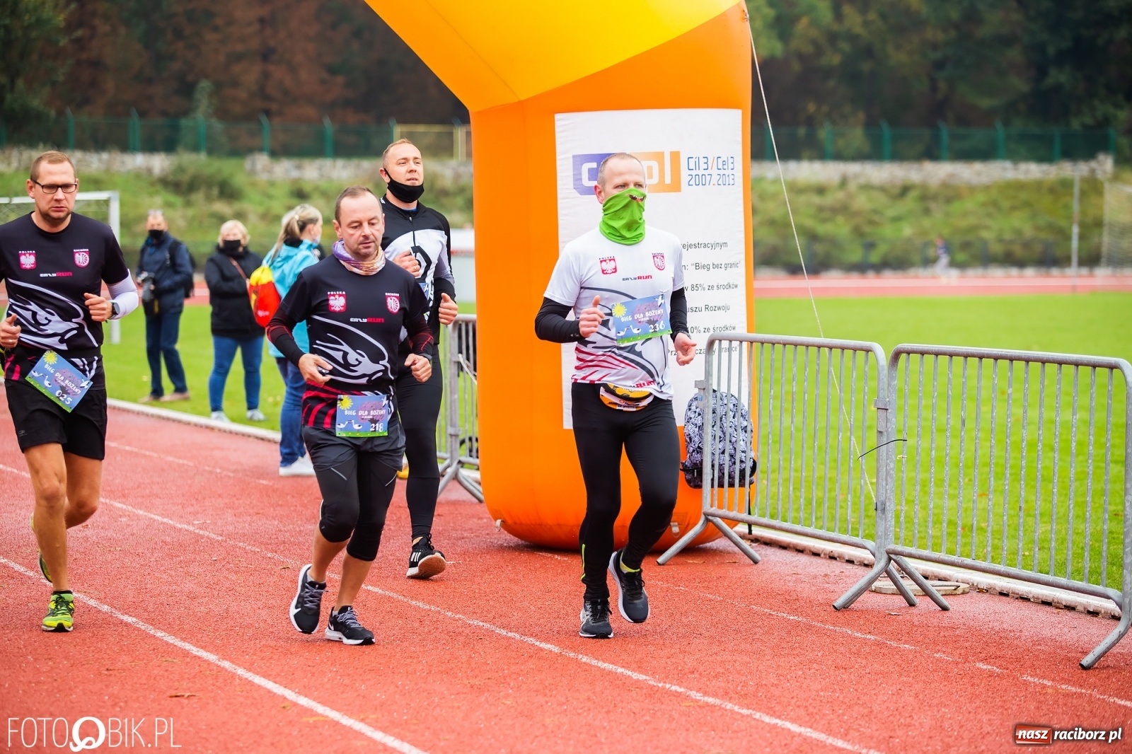 Zdjęcie w galerii na portalu naszraciborz.pl: Jesienny Bieg dla Bożeny [FOTORELACJA] wiadomości z regionu