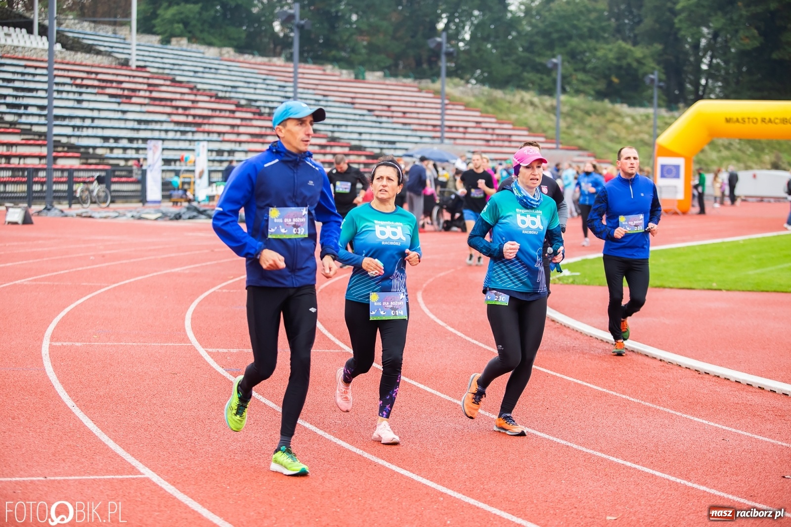 Zdjęcie w galerii na portalu naszraciborz.pl: Jesienny Bieg dla Bożeny [FOTORELACJA] wiadomości z regionu