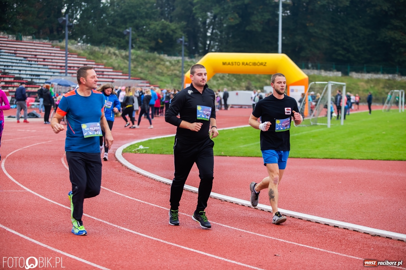 Zdjęcie w galerii na portalu naszraciborz.pl: Jesienny Bieg dla Bożeny [FOTORELACJA] wiadomości z regionu